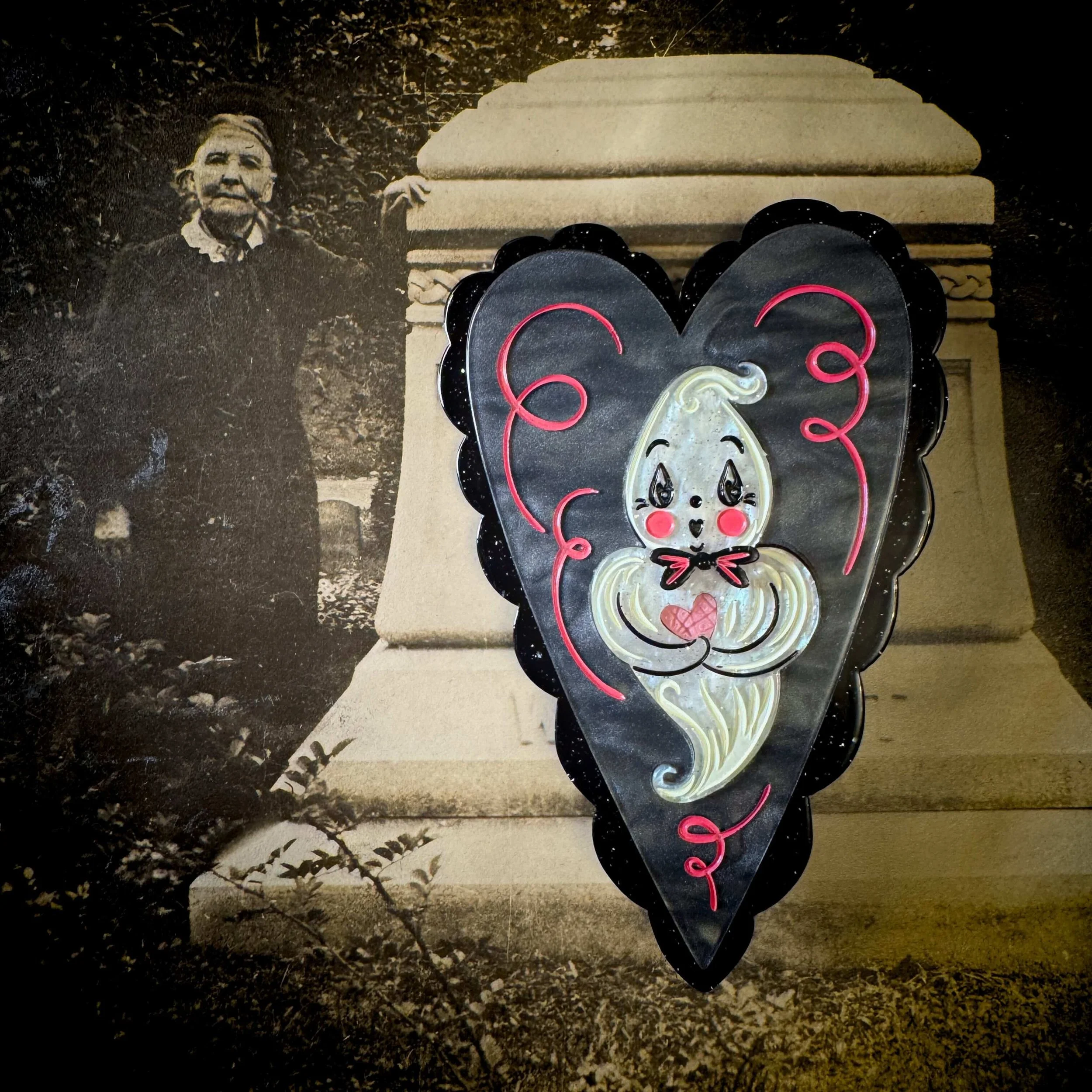 Boo Ghost Brooch 8.jpg