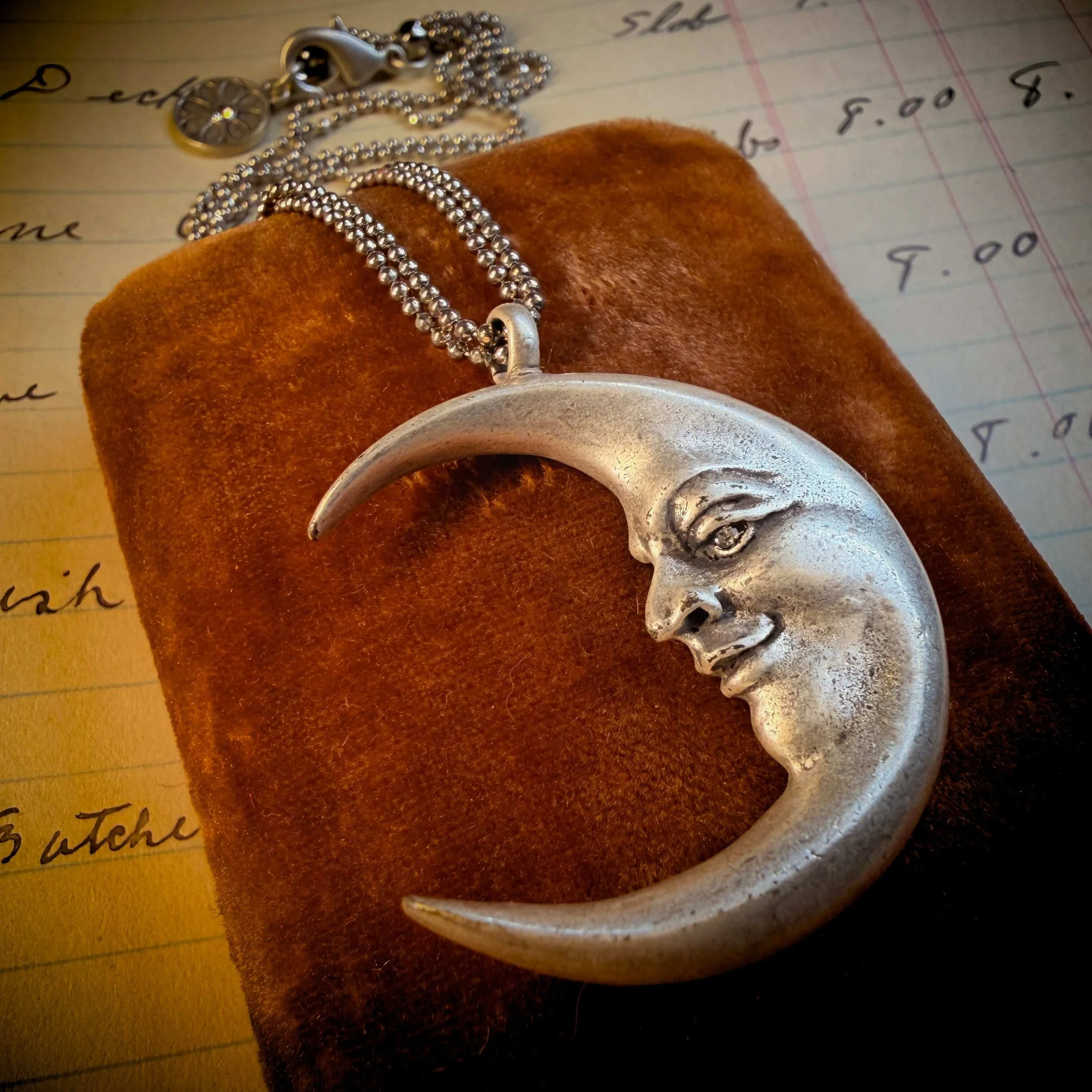 vintage-style-silver-man-in-the-moon-necklace-reflection 9.jpg
