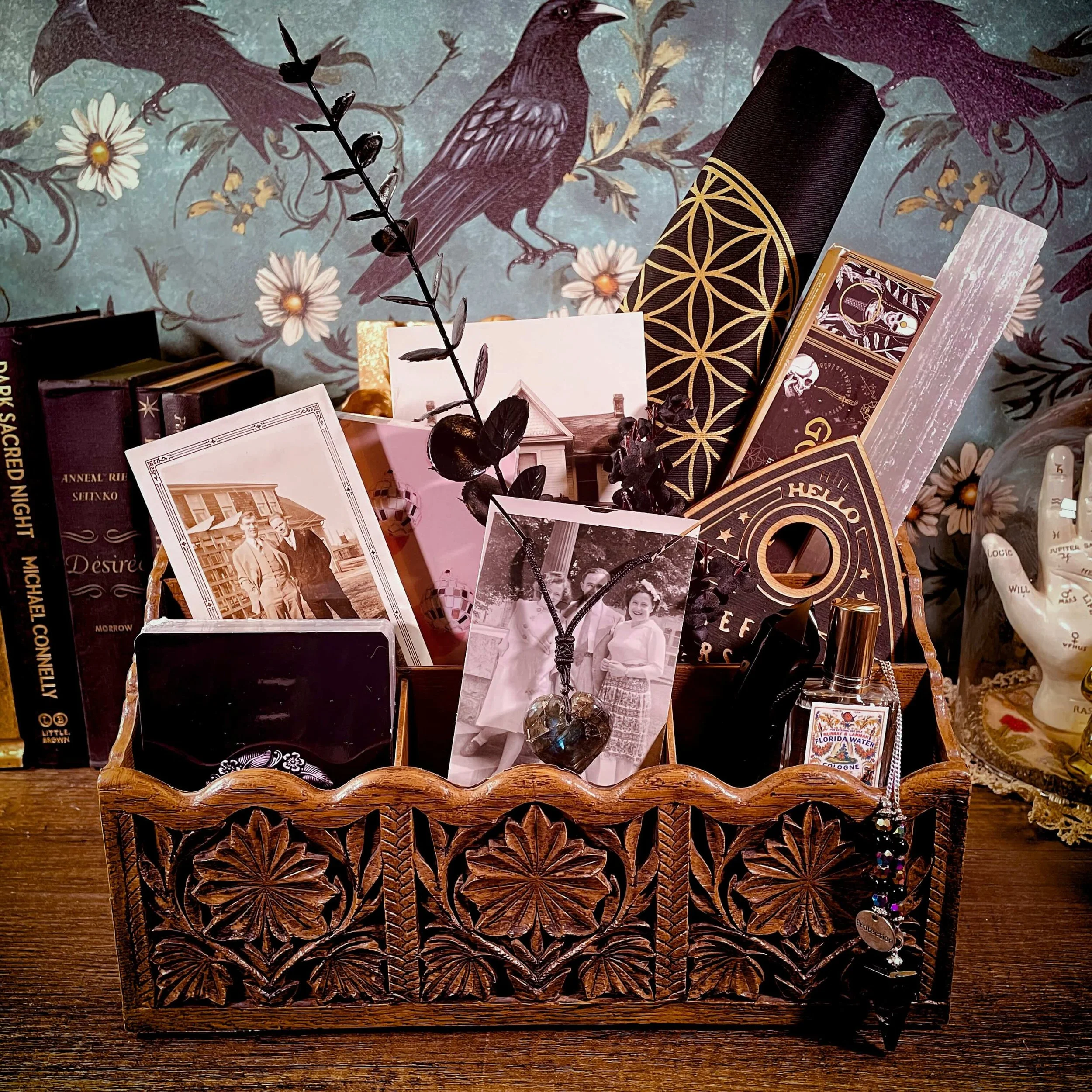 vintage-psychic-reading-setup 6.jpg