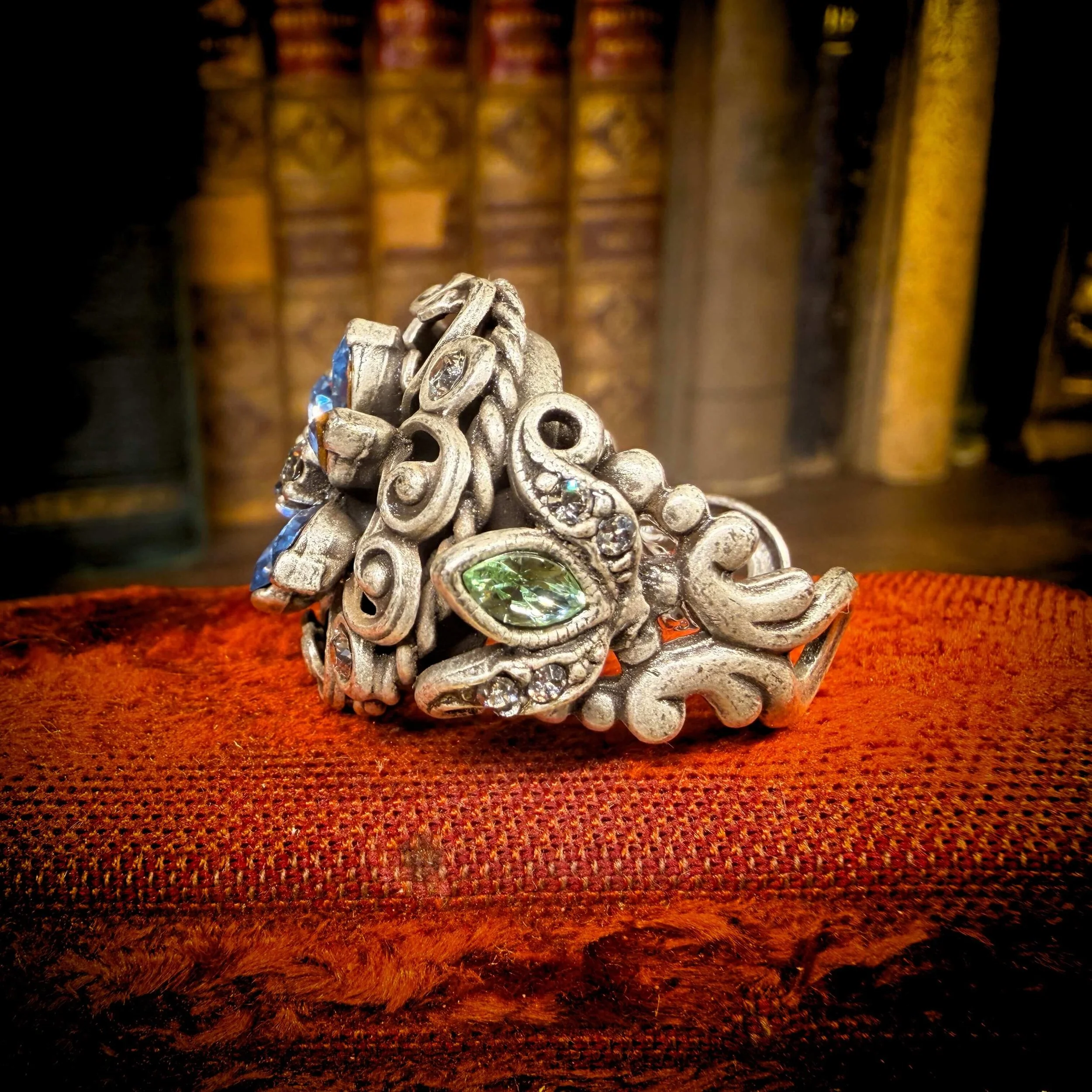 Pointe Flower Ring 6.jpg
