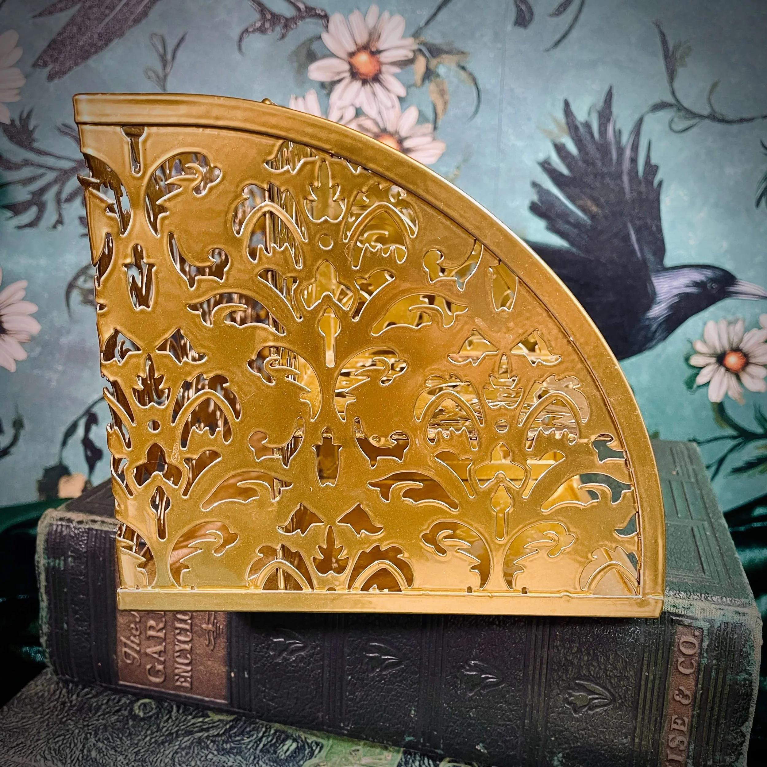 Gold Organizer 10.jpg
