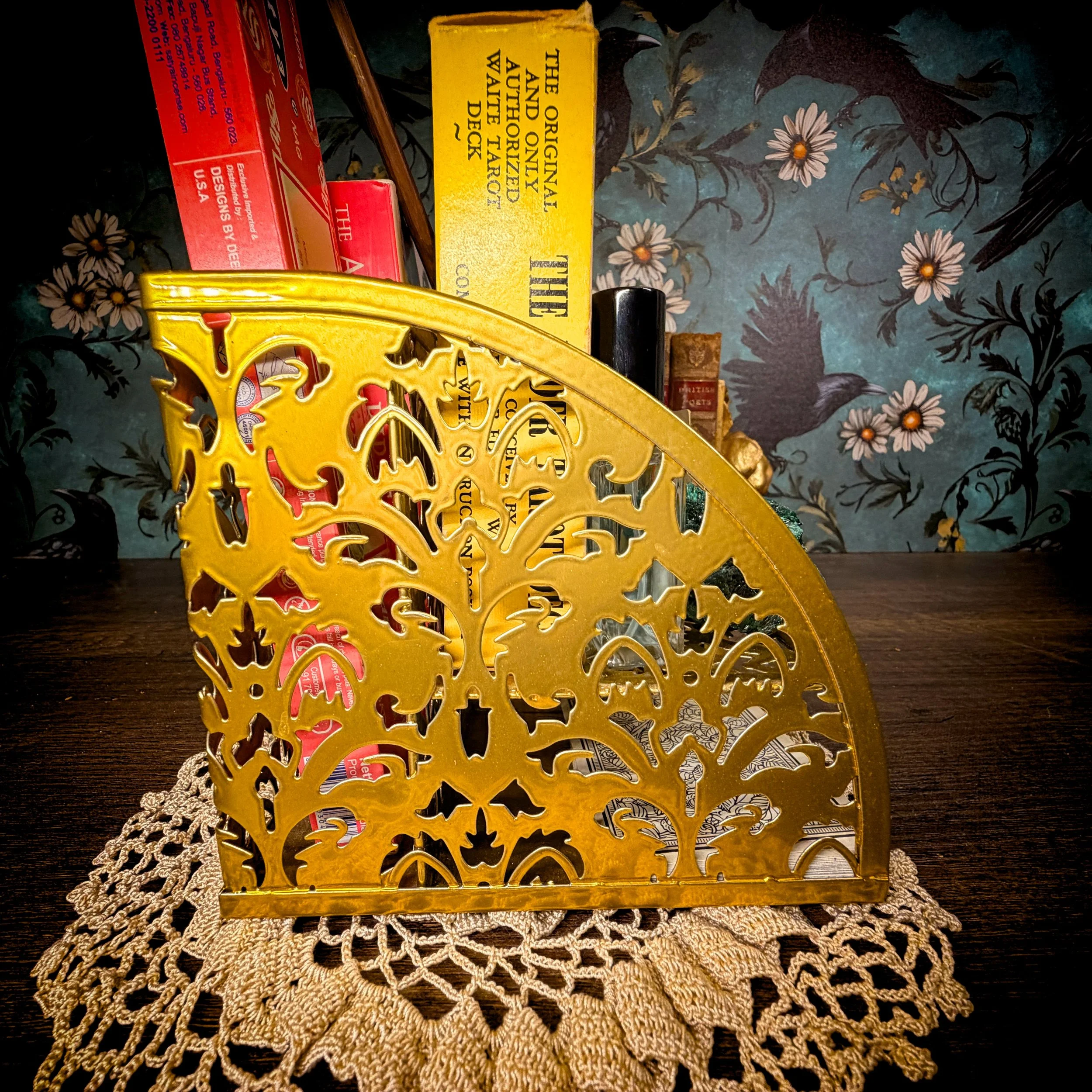 Vintage Gold-tone Metal Filigree Desk Oraganizer Witchy 4.jpg