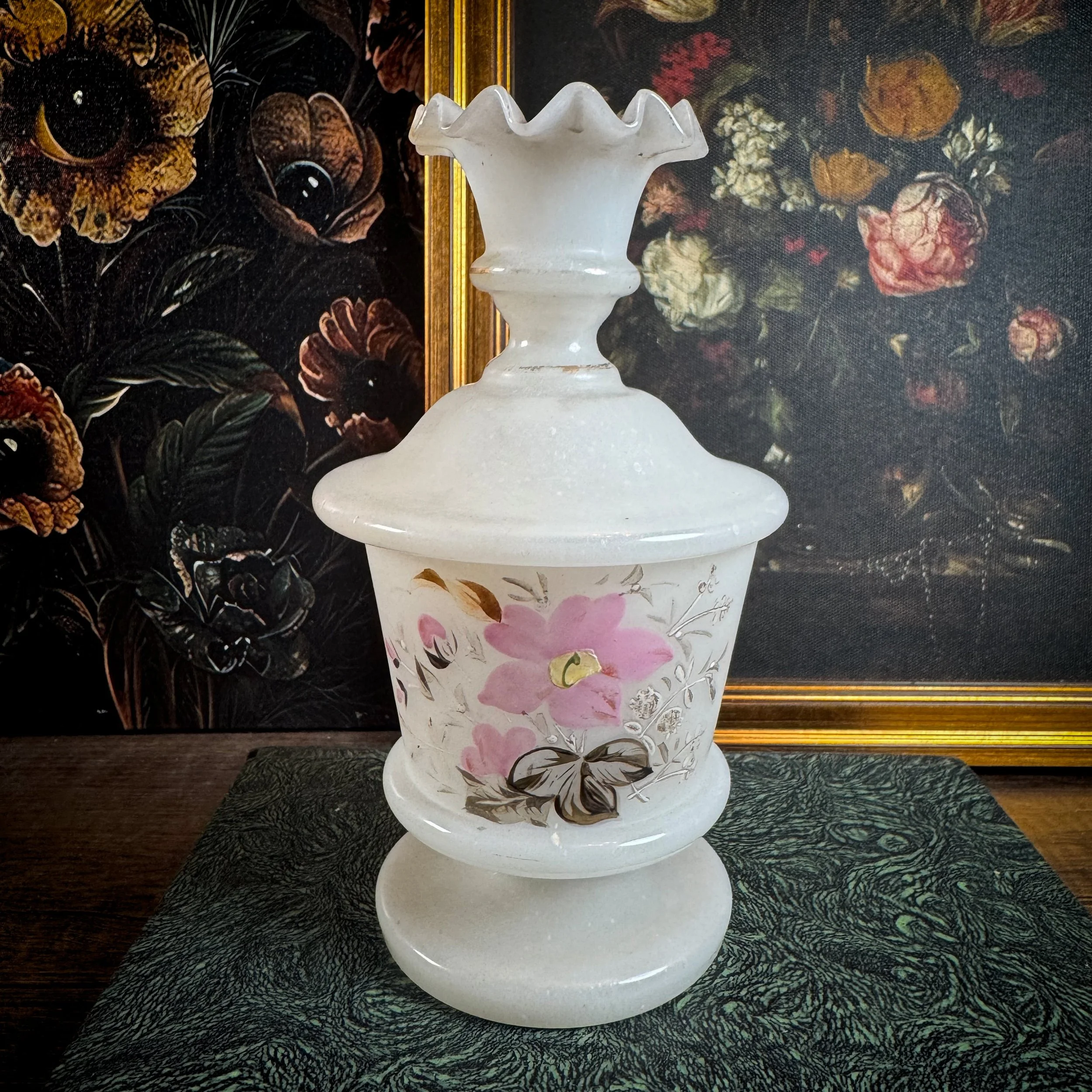 Vintage Milk Glass Keepsake Jar – For Jewelry, Crystals & Secret Treasures