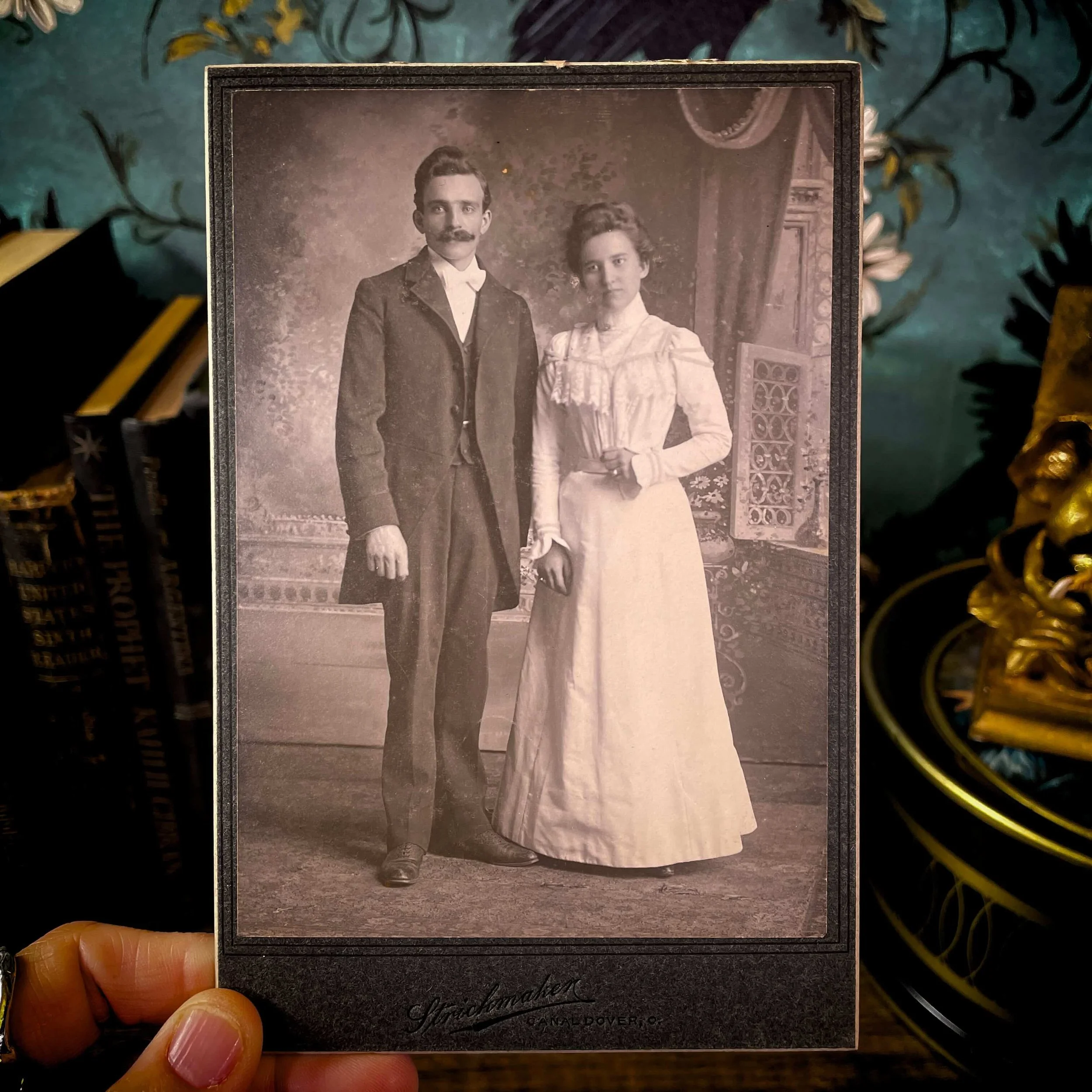 Couple Photo Psychic Read 6.jpg