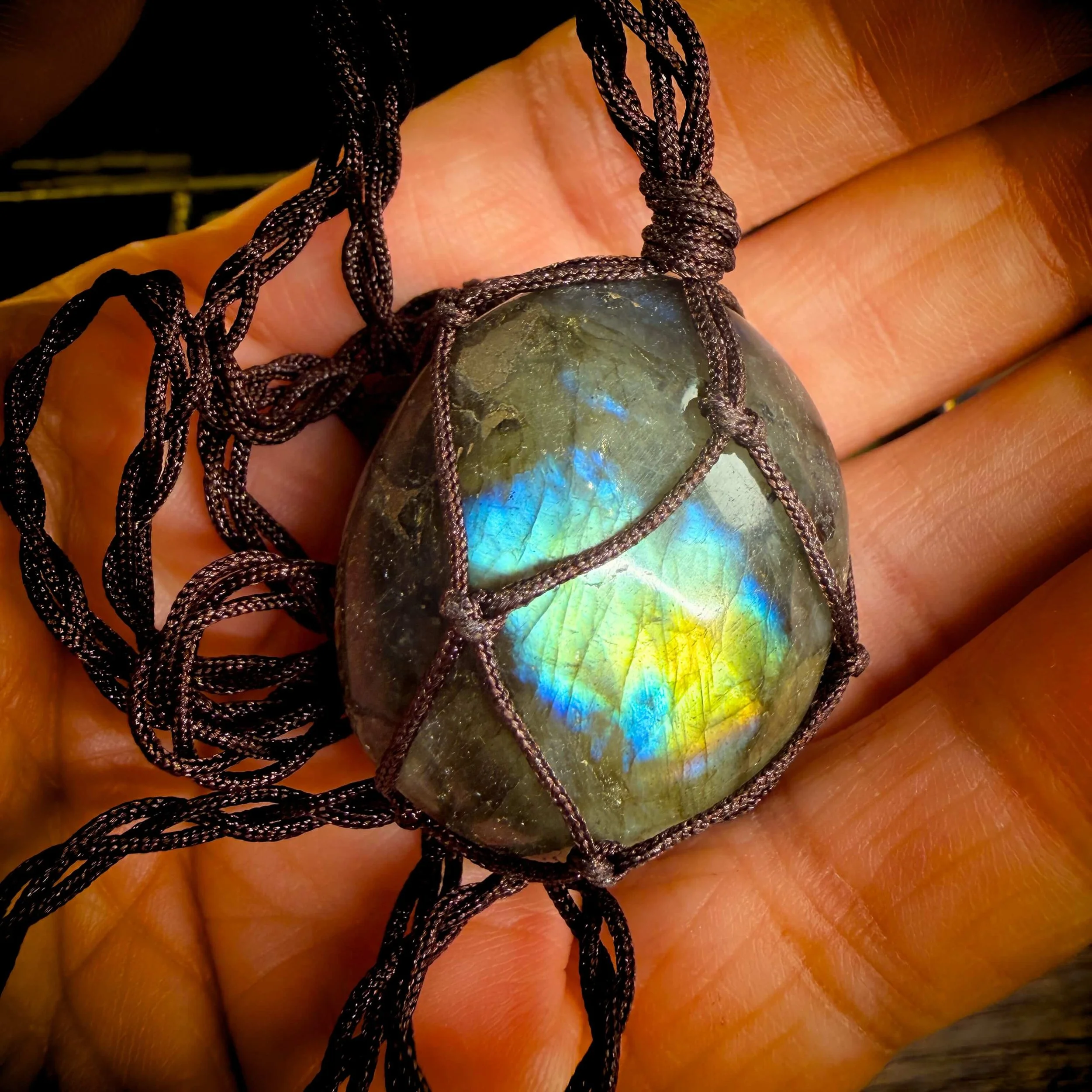 Labradorite Macrame Necklace 1(1).jpg