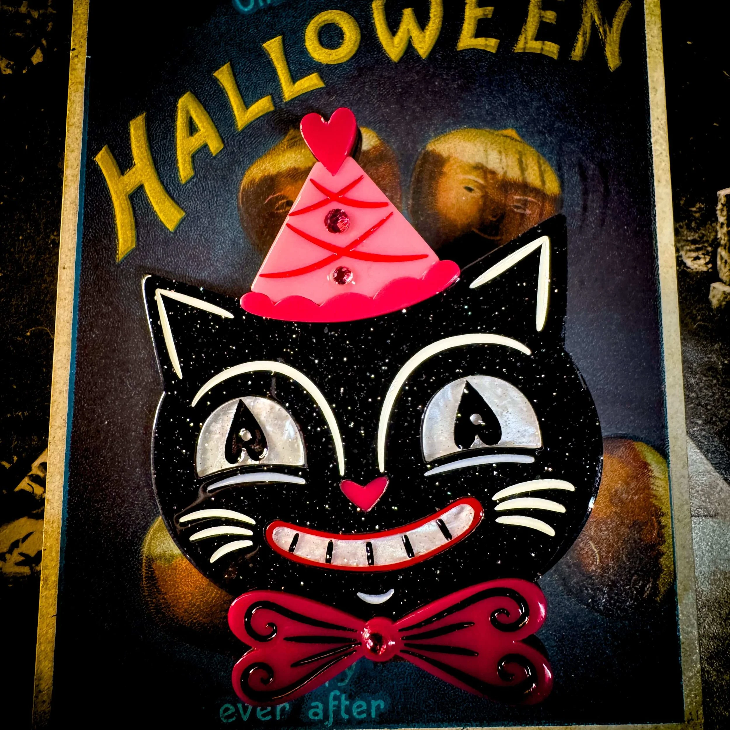 Black Cat Halloween Brooch 9.jpg