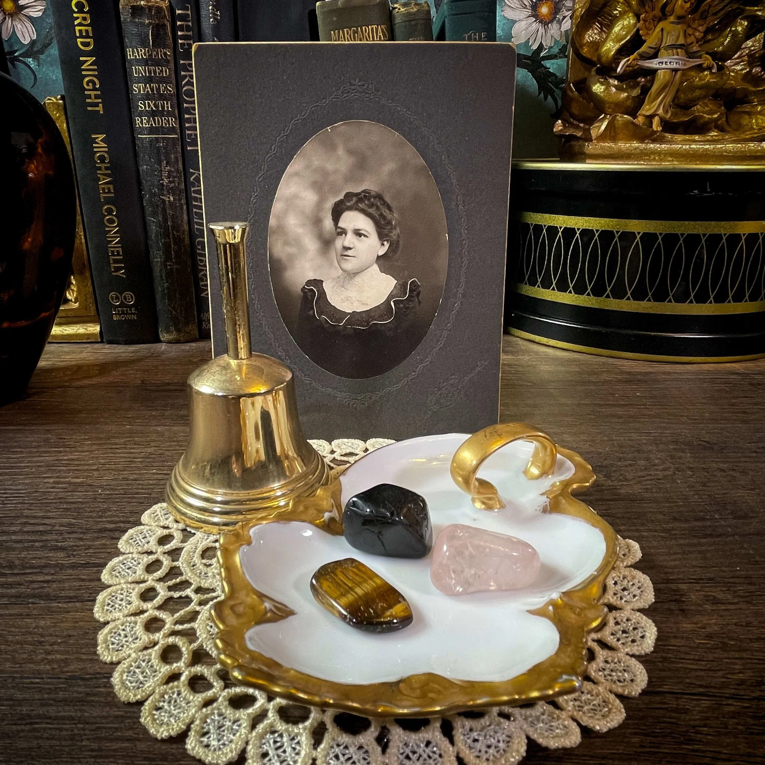 Photo Lady Psychic Read 1 -13.jpg