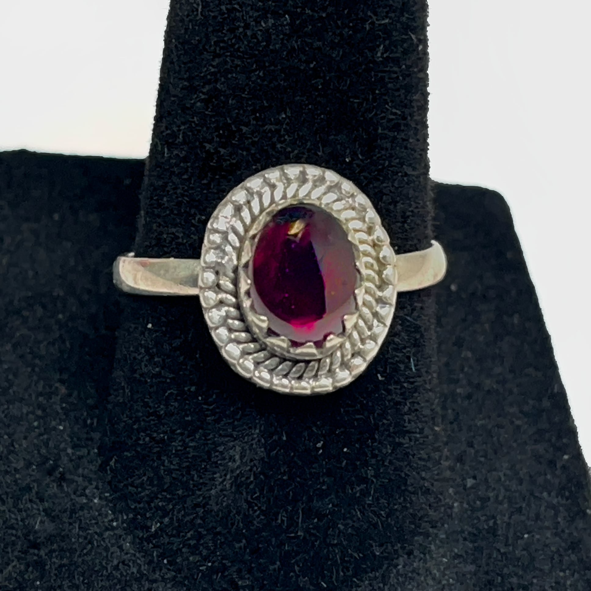 Ruby Ring 7.5-2.jpg