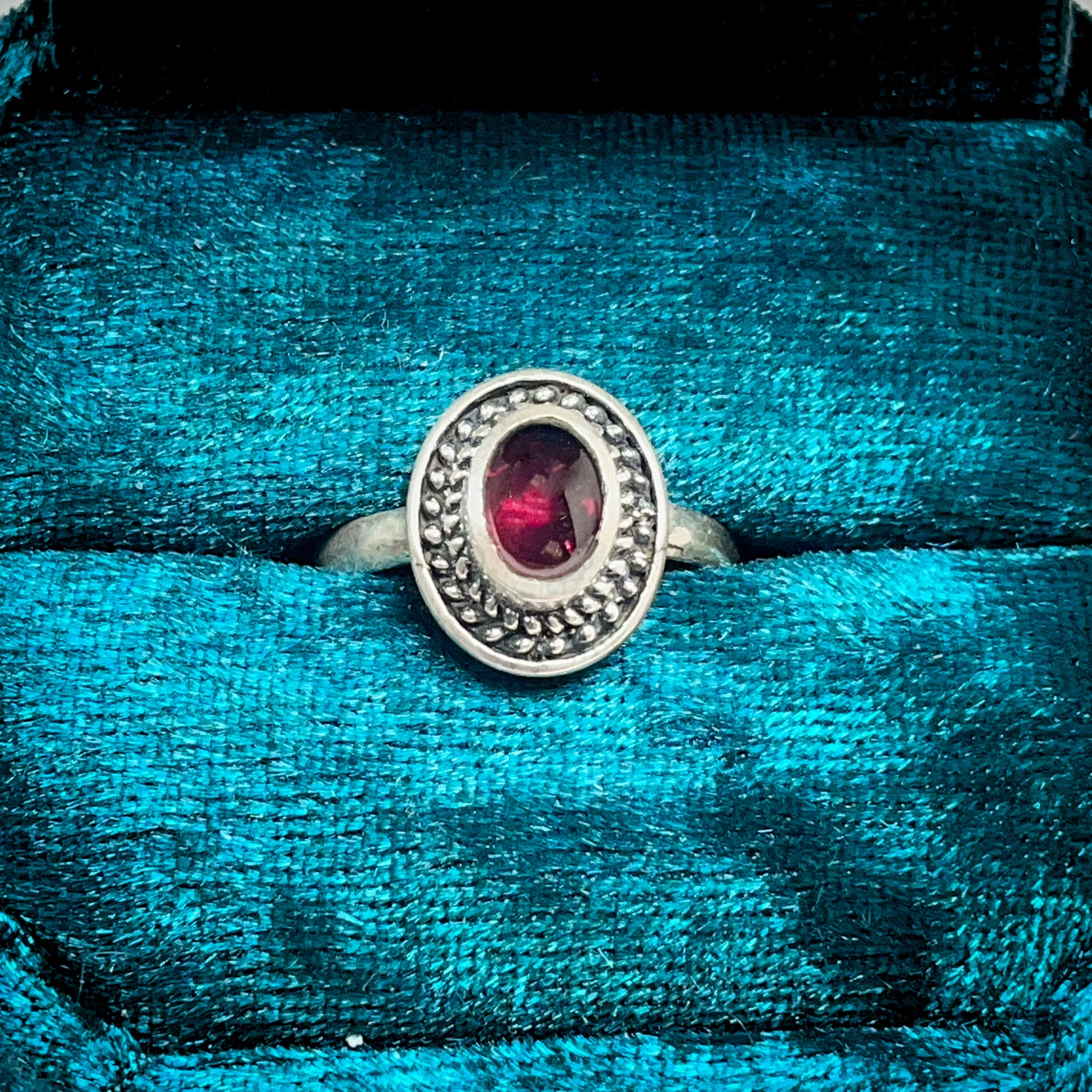 Ruby Ring 7-1.jpg