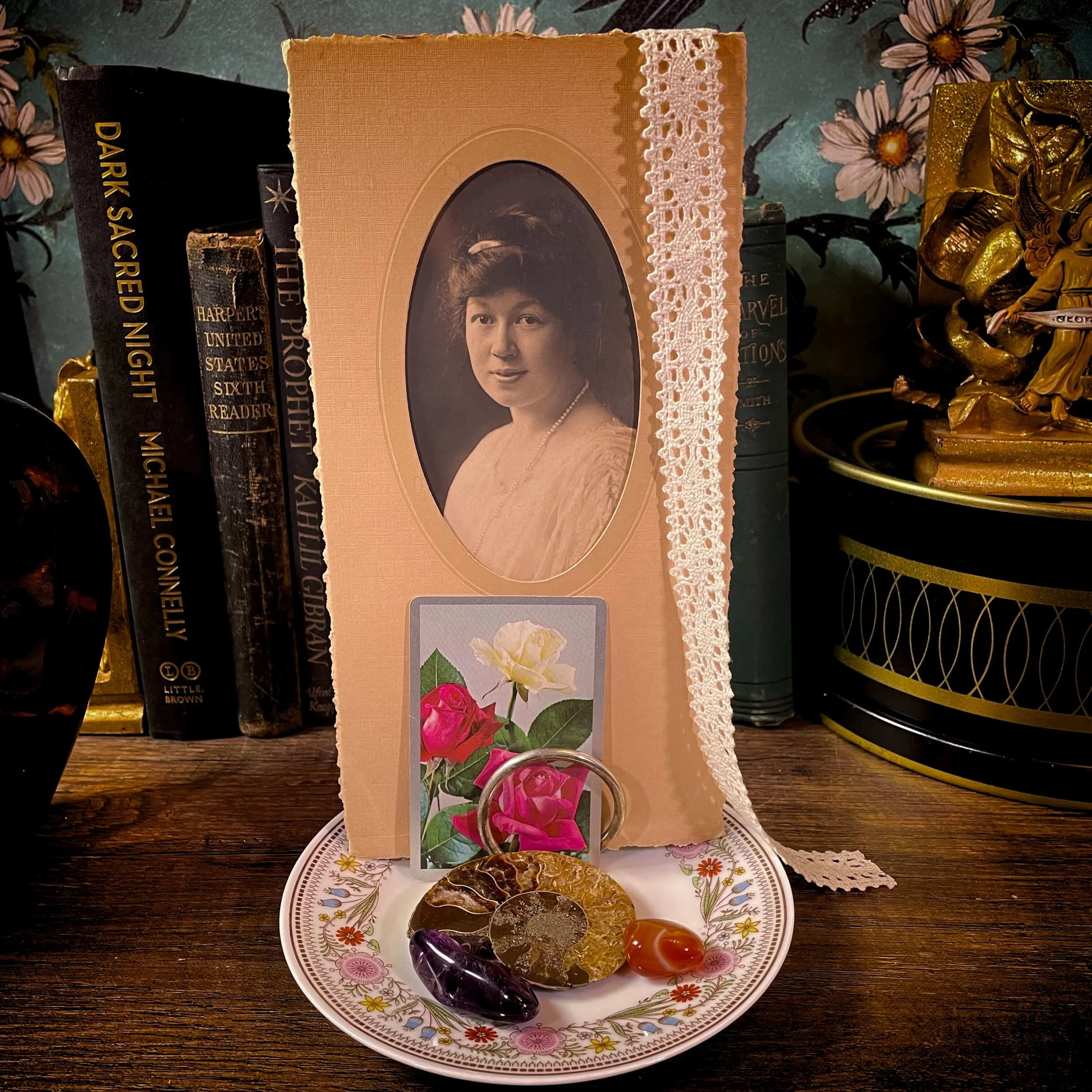 Photo Lady Psychic Read 2 -14.jpg