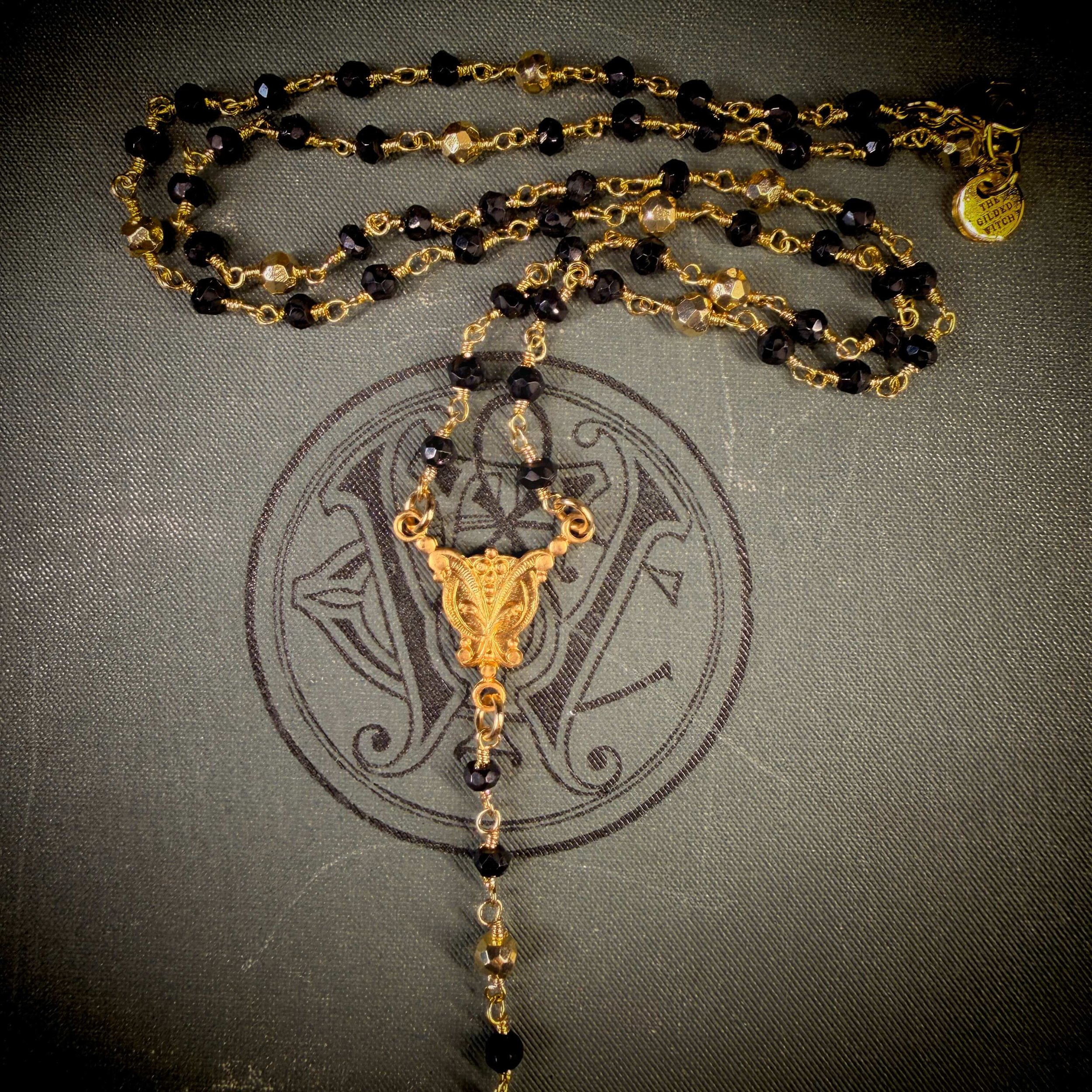Black Spinel Lariat 3.jpg