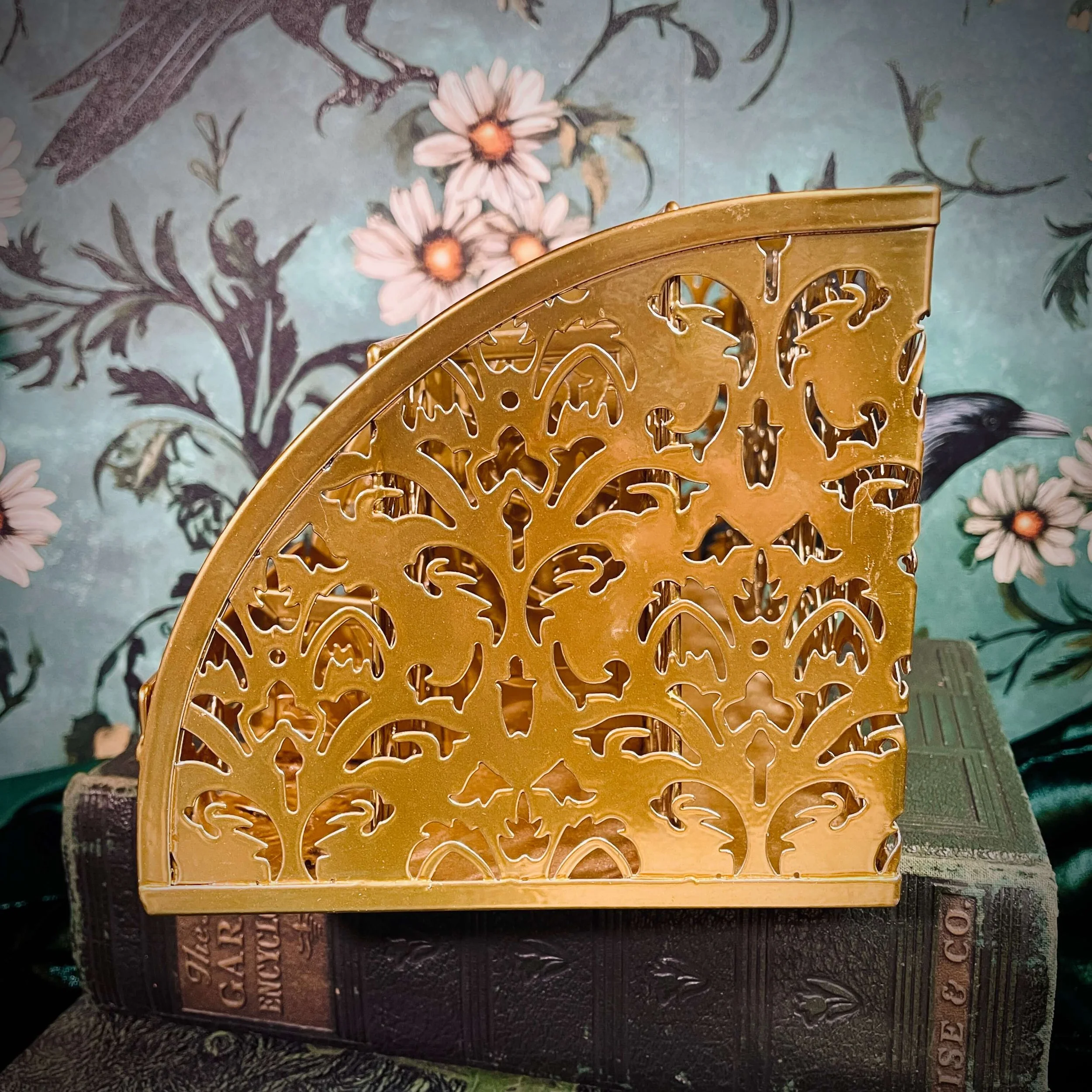 Gold Organizer 8.jpg
