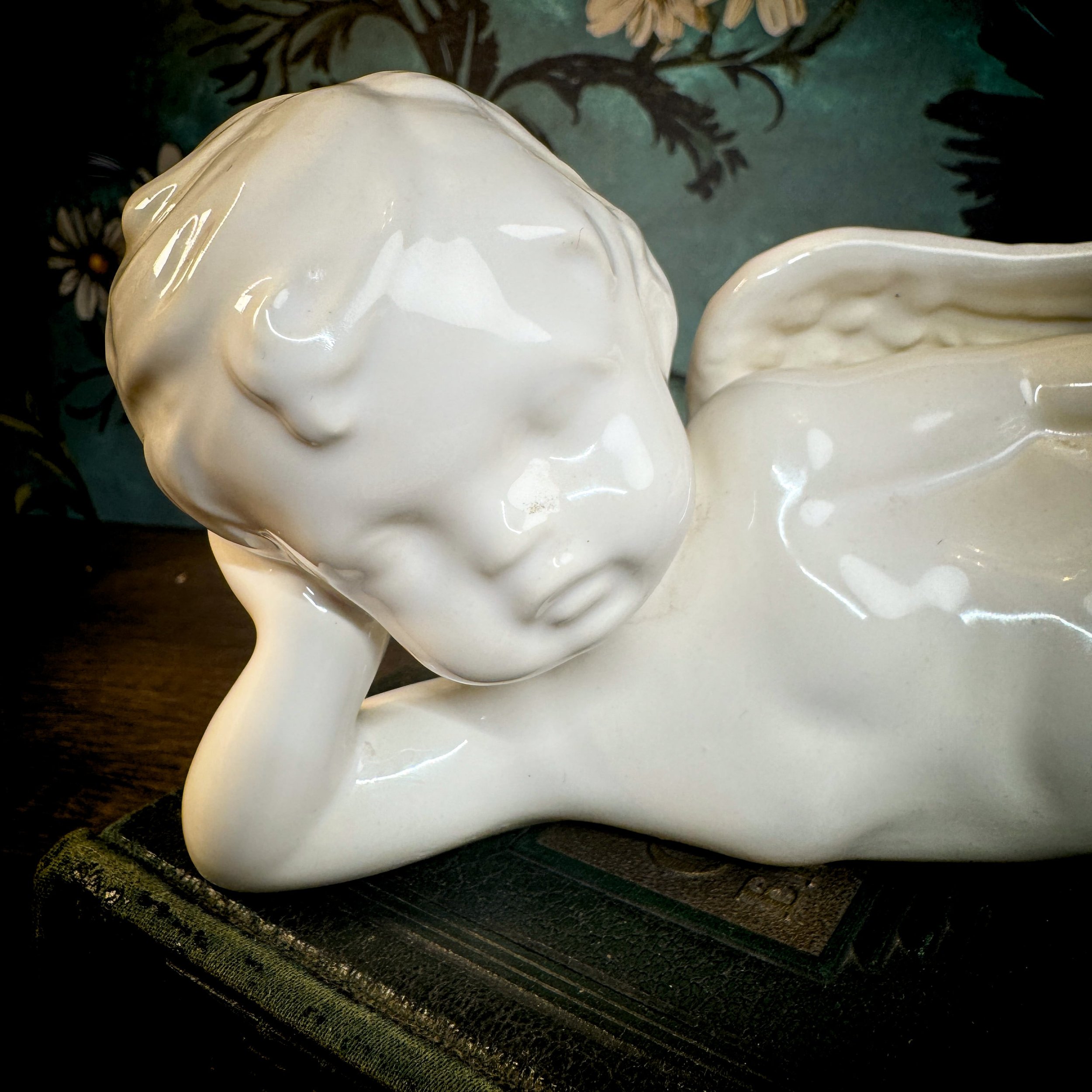 Ceramic Cherub Shelf 11.jpg