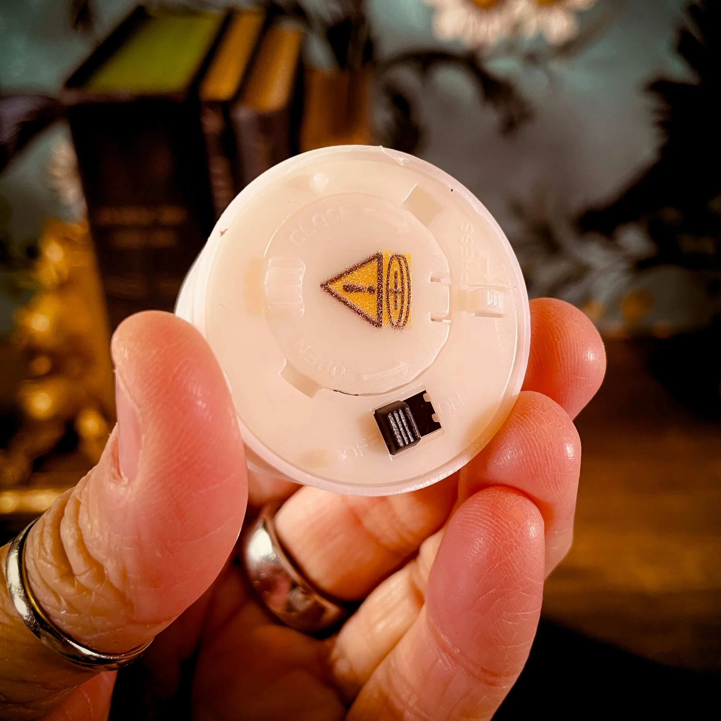 Vintage Brass Tray with Selenite 1.jpg