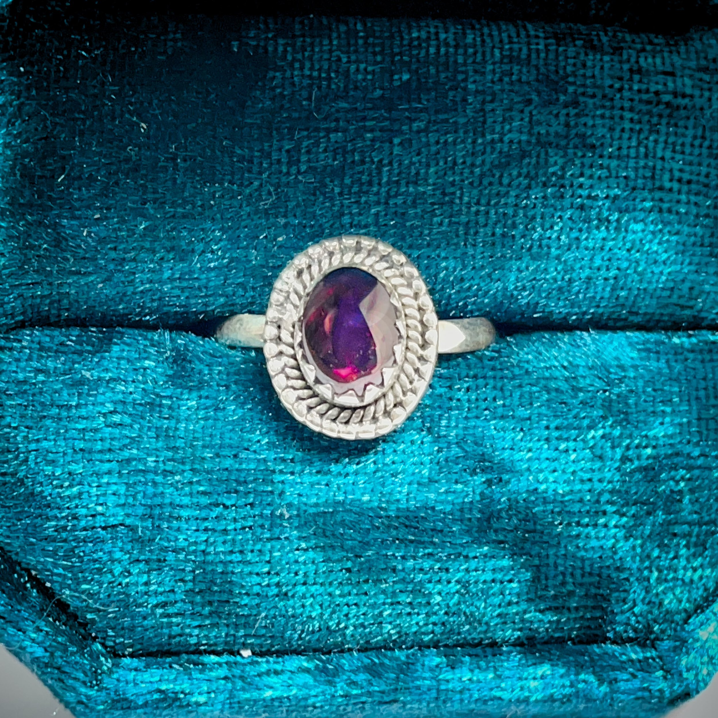 Ruby Ring 7.5-1.jpg