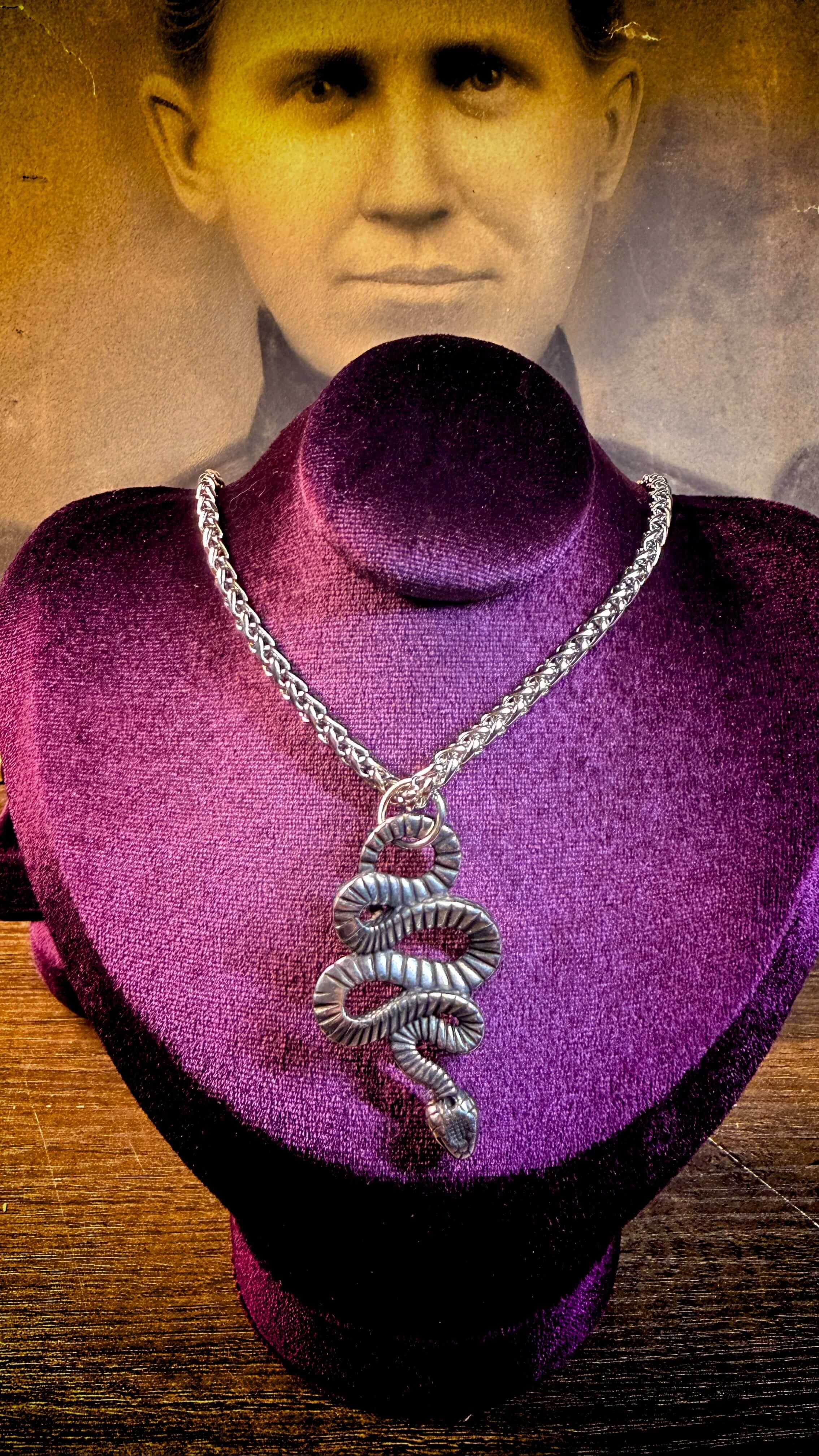 Silver Snake Necklace 15.jpg