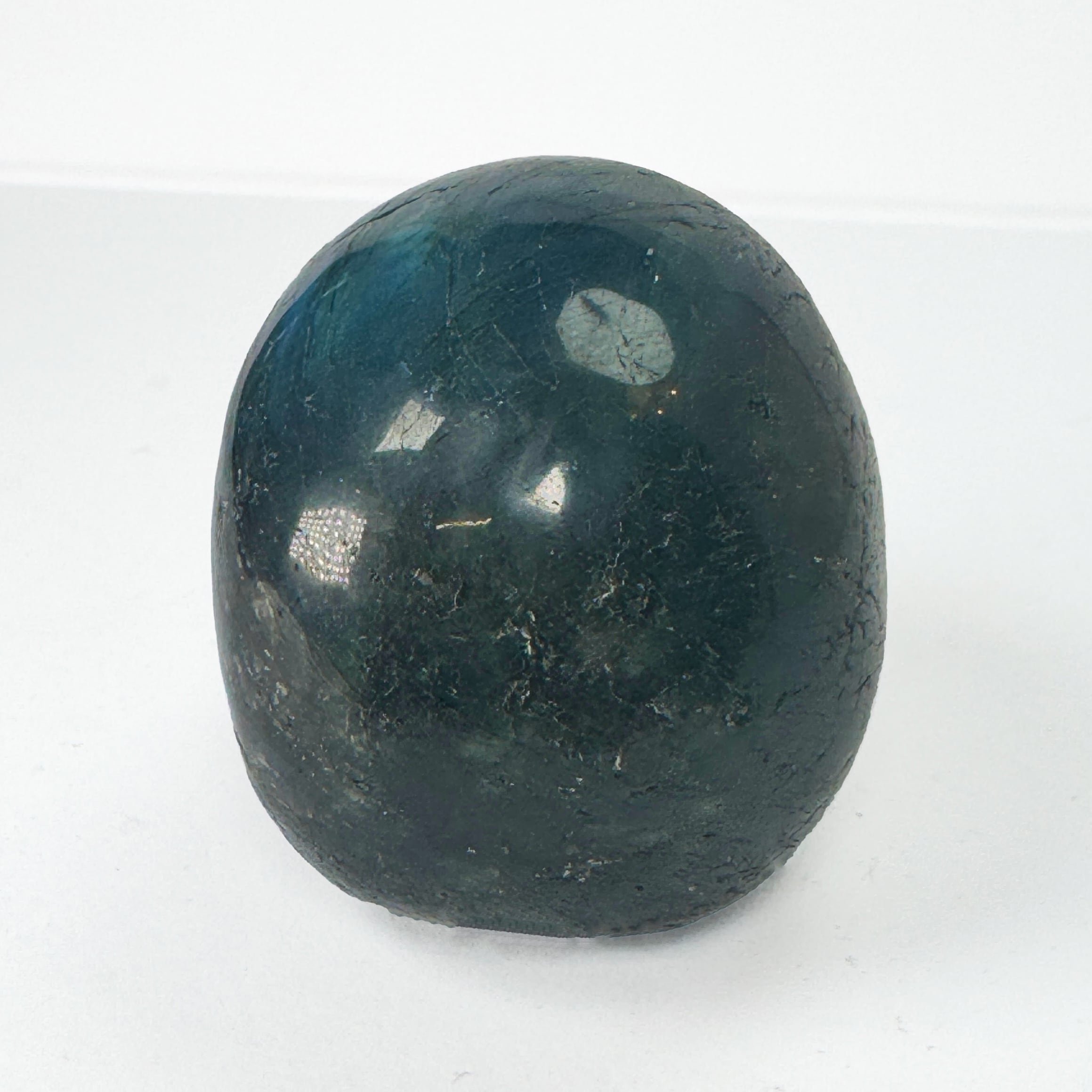 Labradorite Skull B 3.jpg