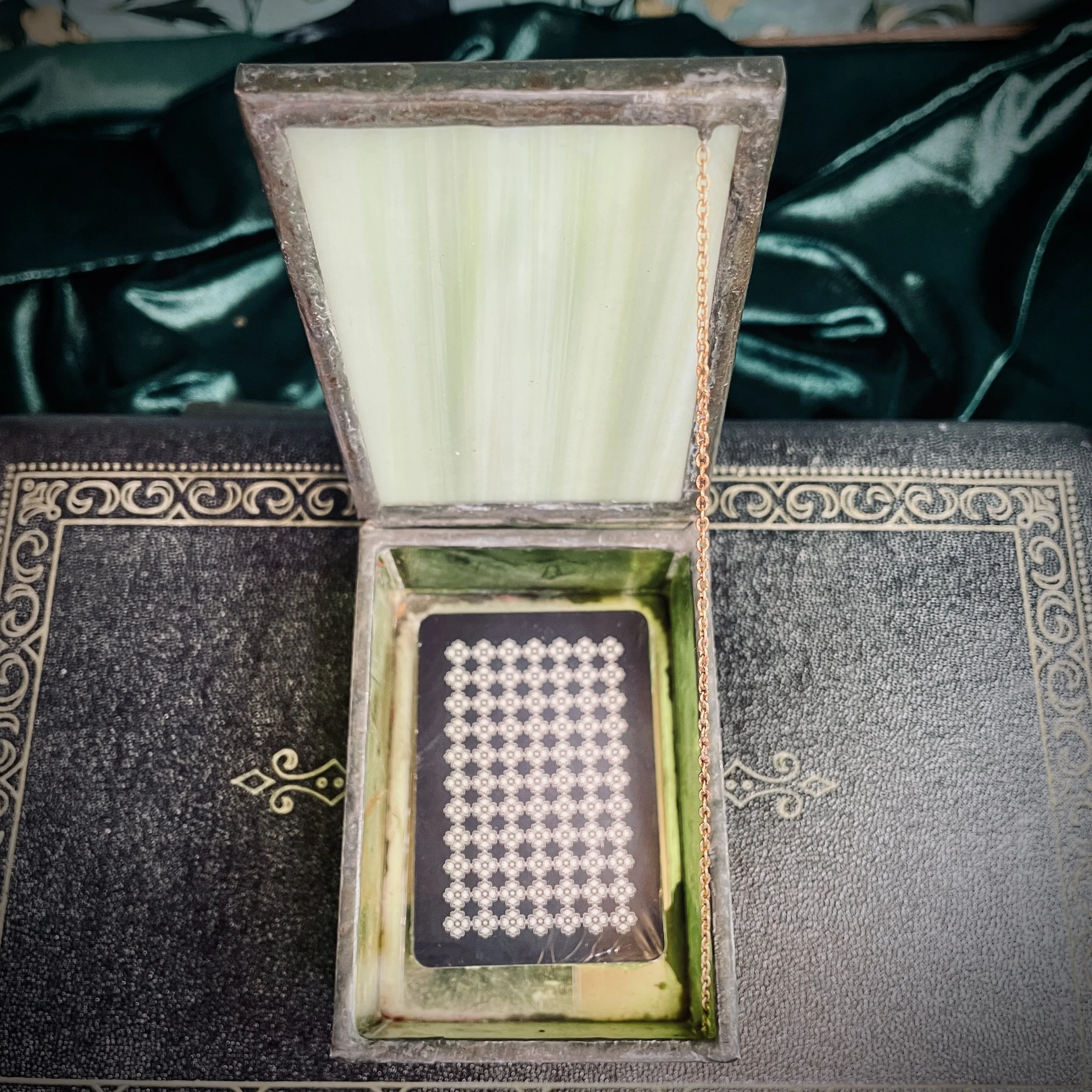 Victorian Trinket Box 17.jpg