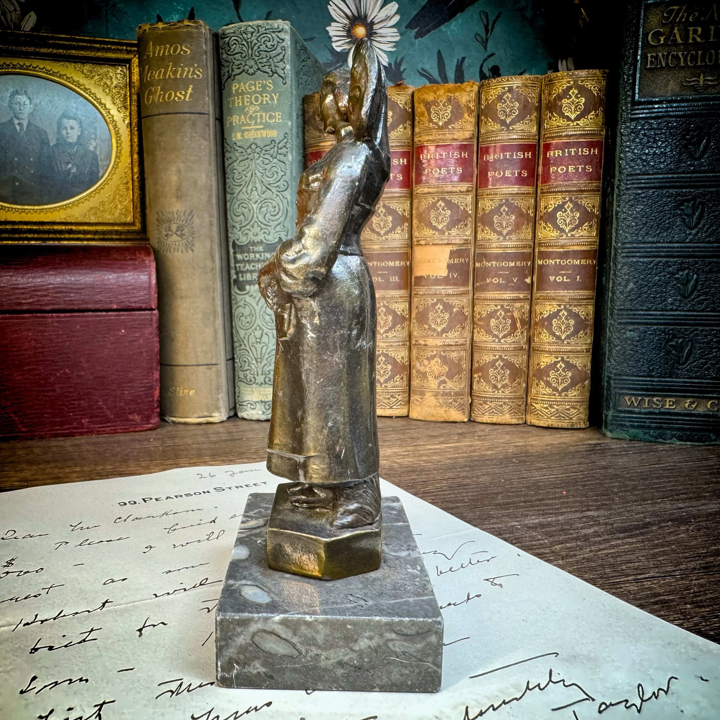 S Jalsace Statue Vint 9.jpg