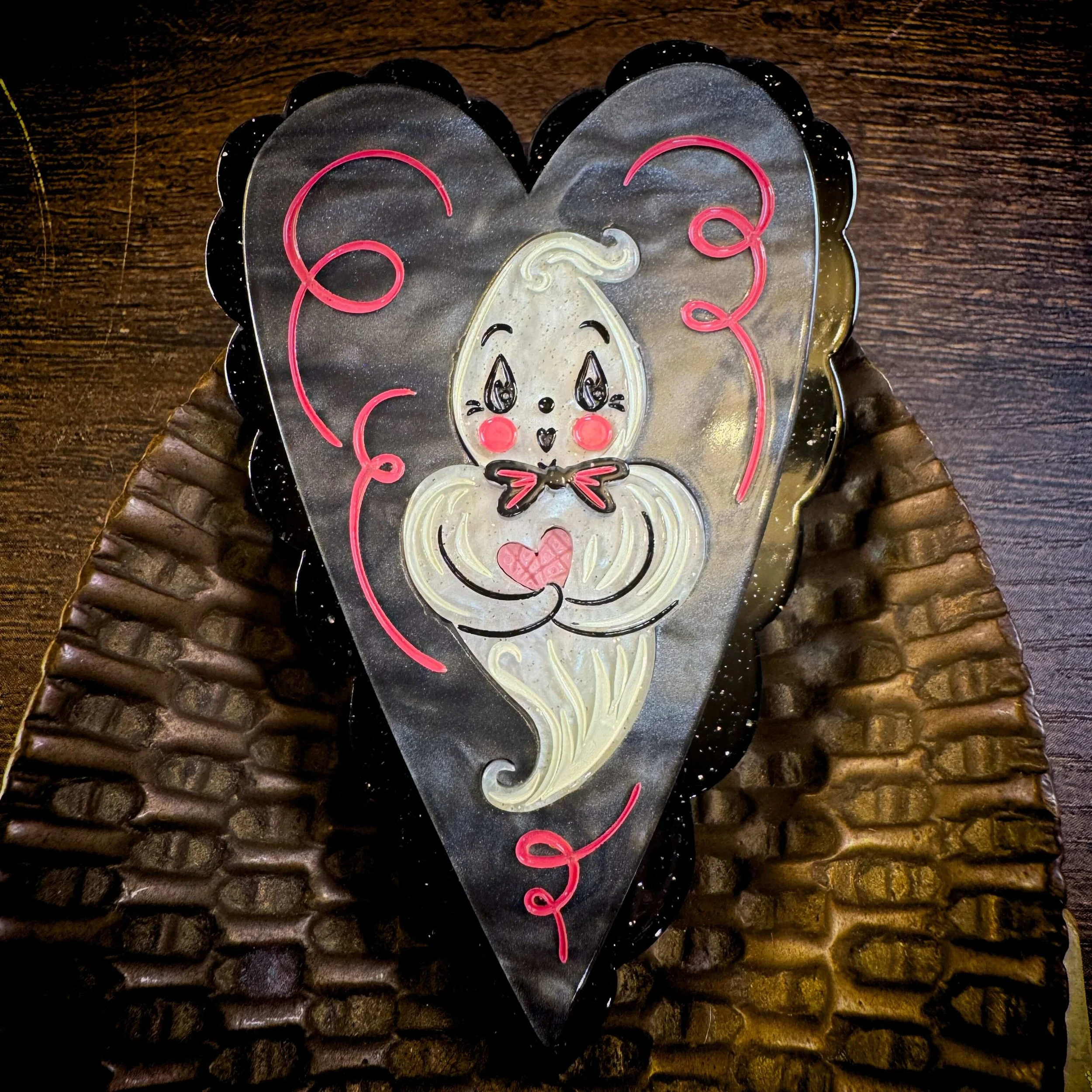Boo Ghost Brooch 10.jpg