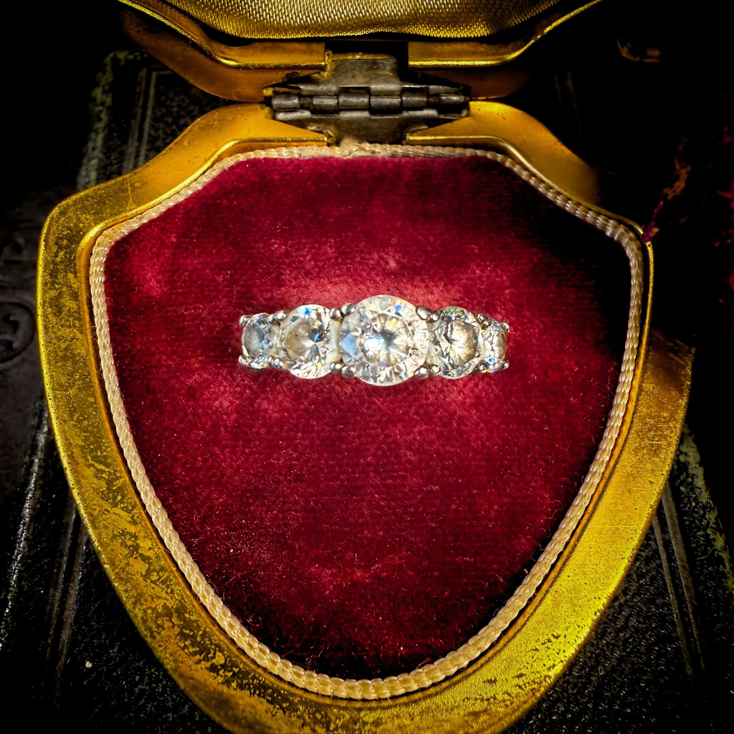 CZ 5 Stone Size 8-2.jpg