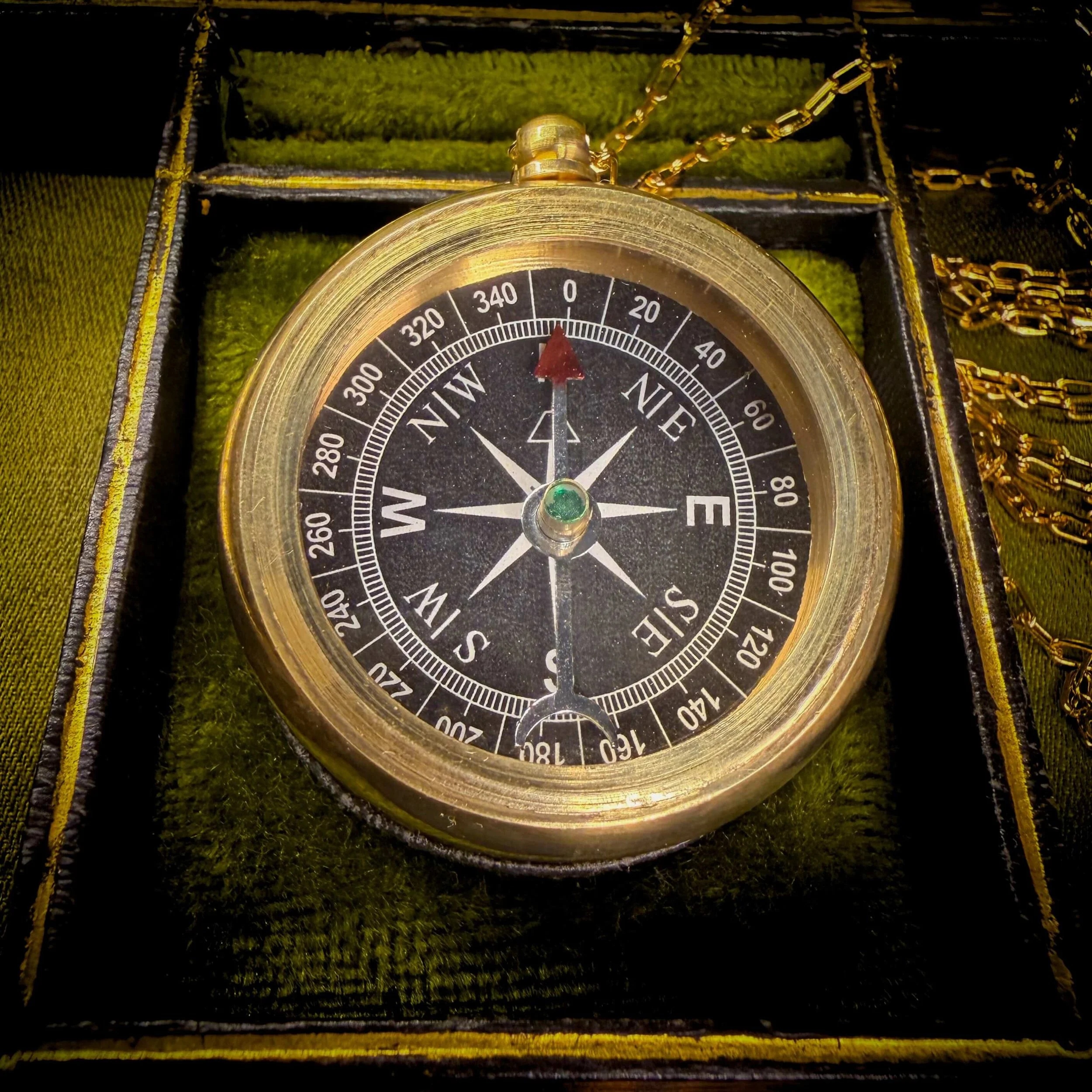 Trailblazer Compass Necklace 8.jpg