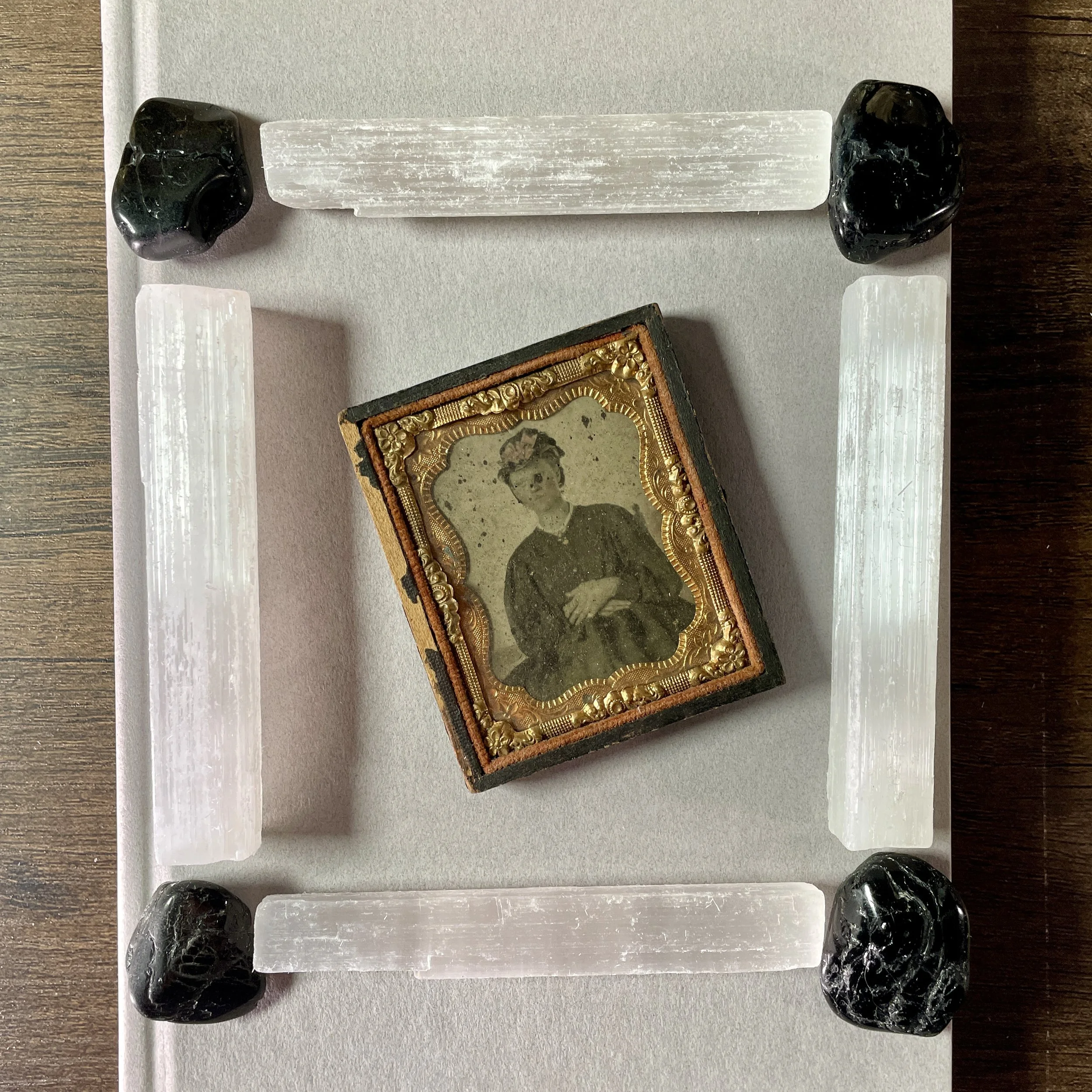 House Protection Crystal Set 6.jpg