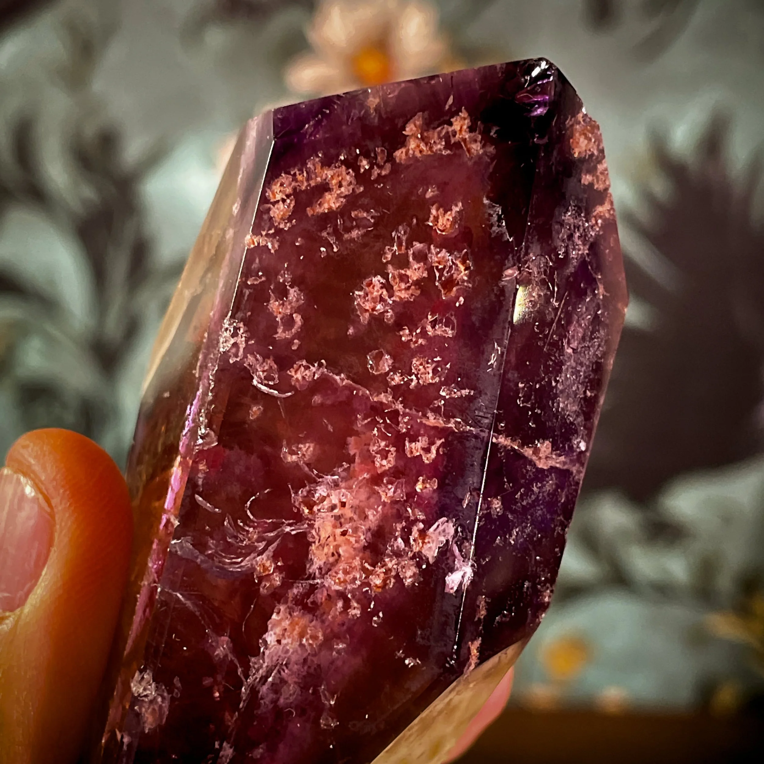 Amethyst Quartz polished 3.jpg