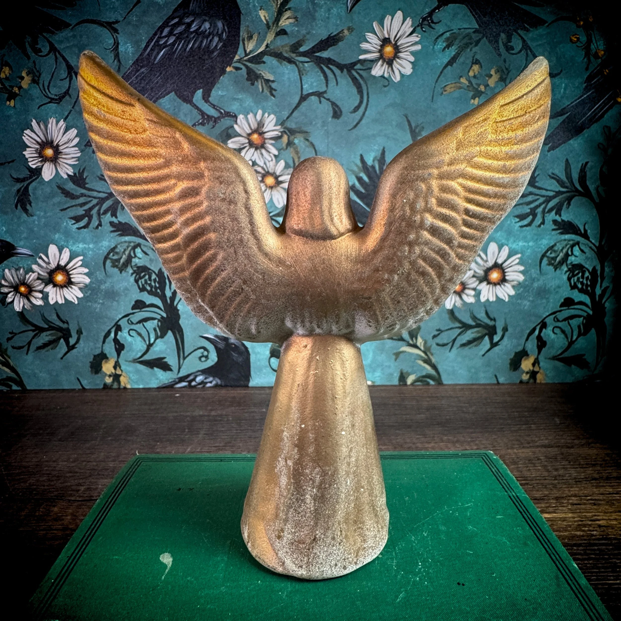 Vintage Ceramic Angel Figurine 8.jpg