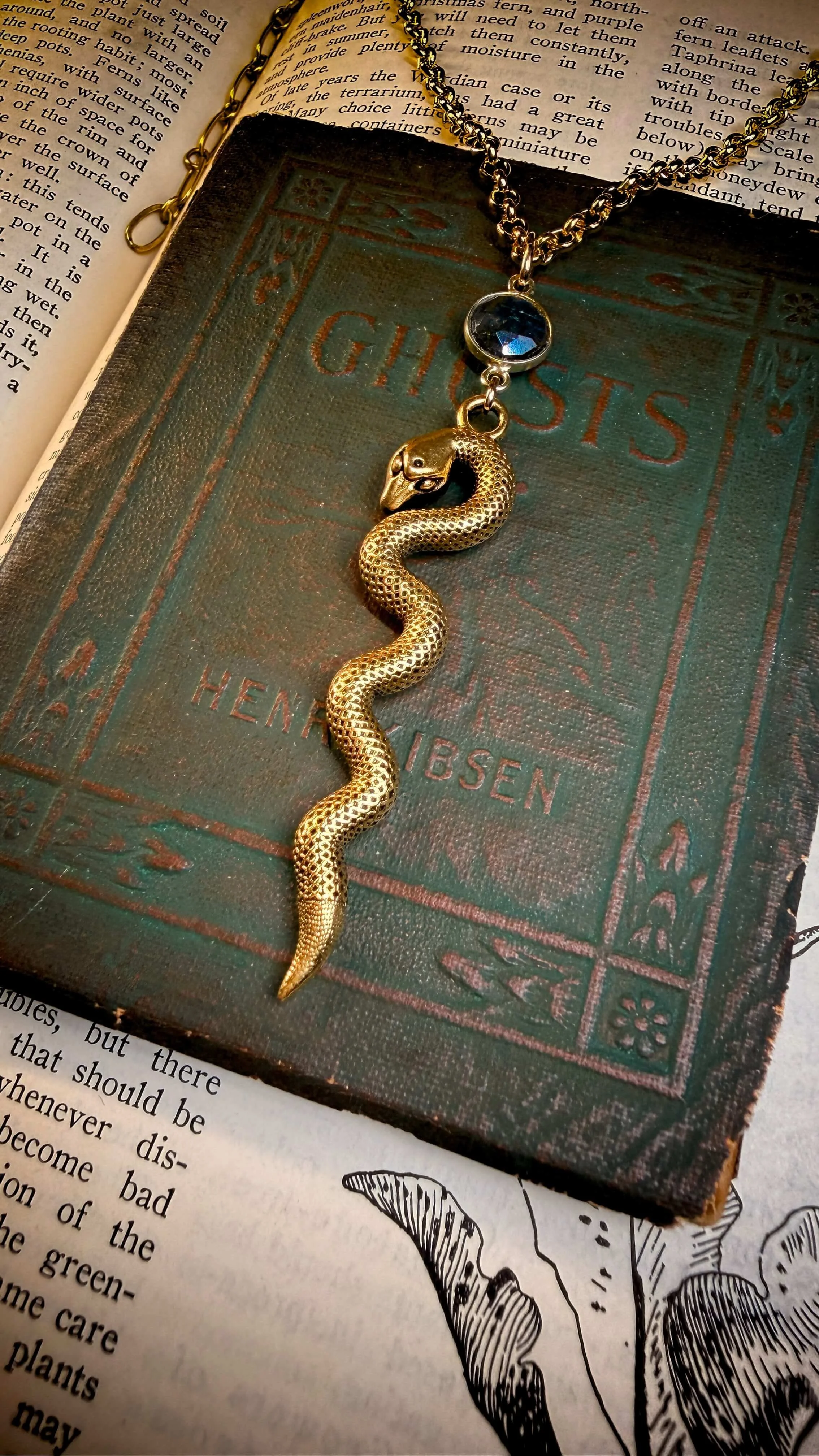 Gold Snake Necklace 10.jpg