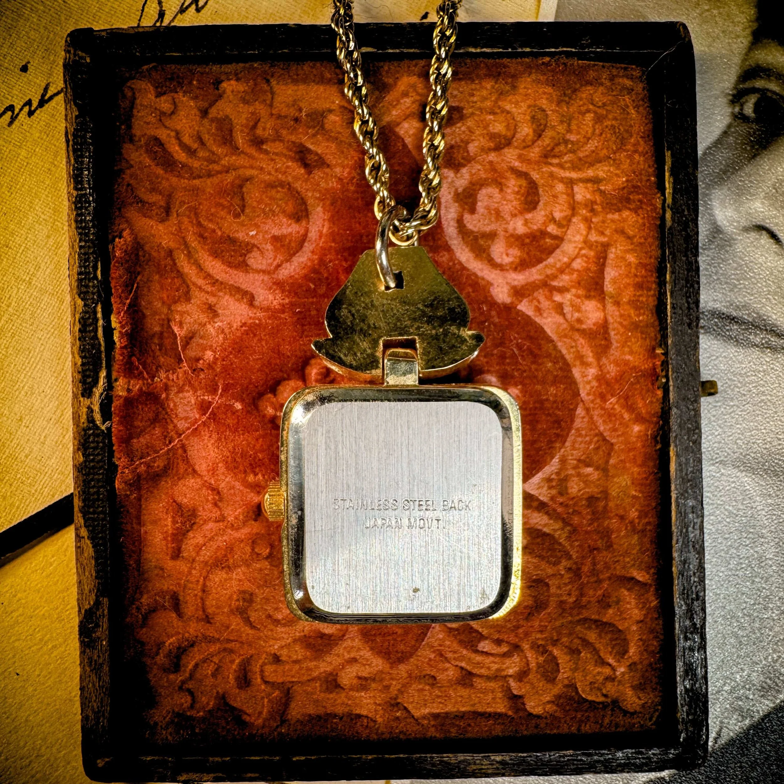 Watch Necklace Vint 4(1).jpg