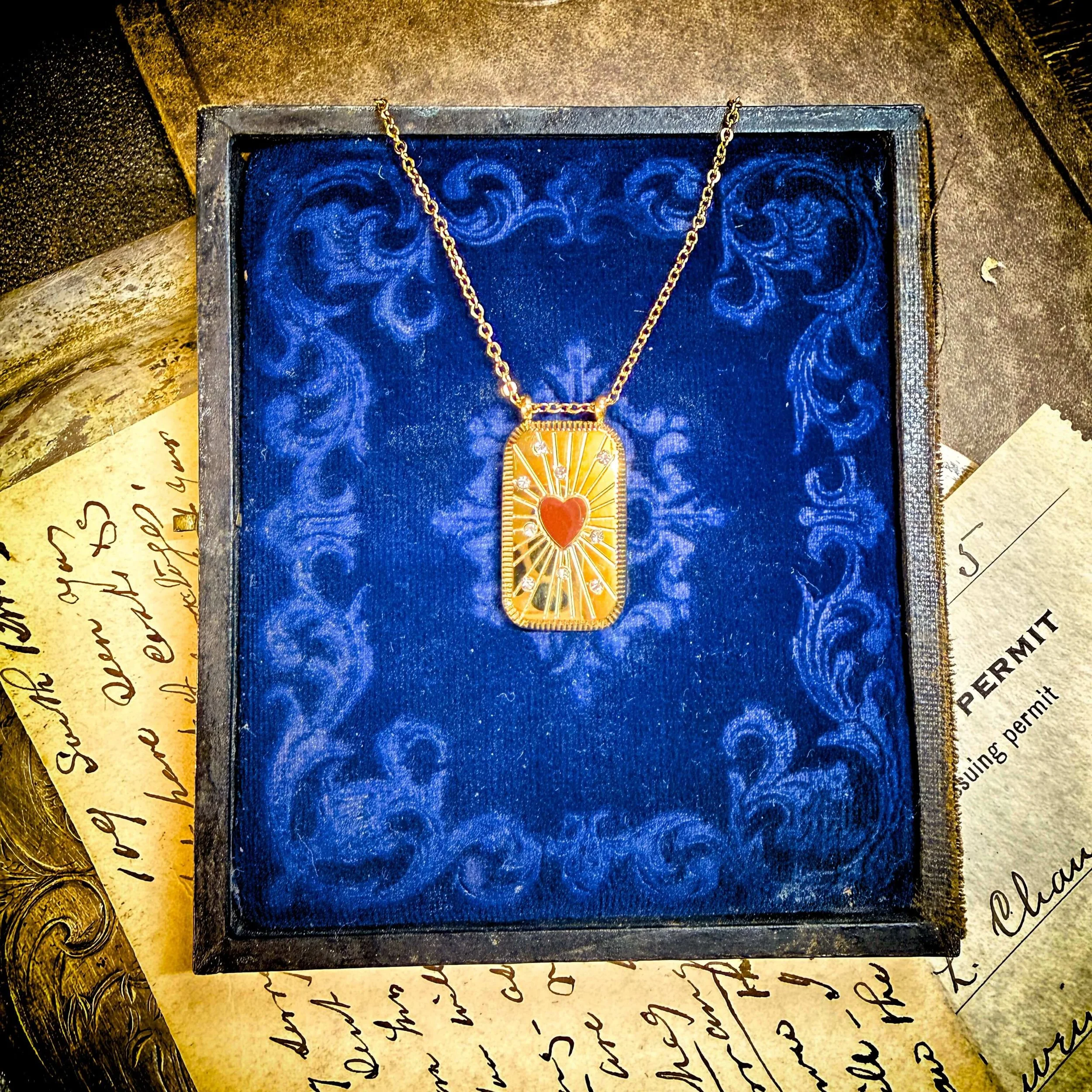 Radiant Heart Tarot Necklace 1.jpg