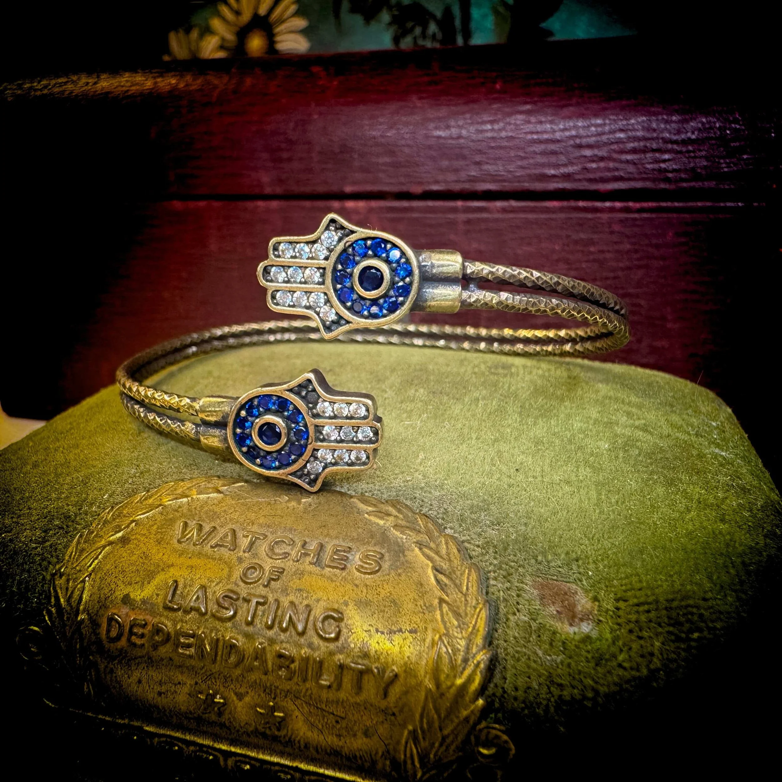 Hamsa Cuff 2(1).jpg
