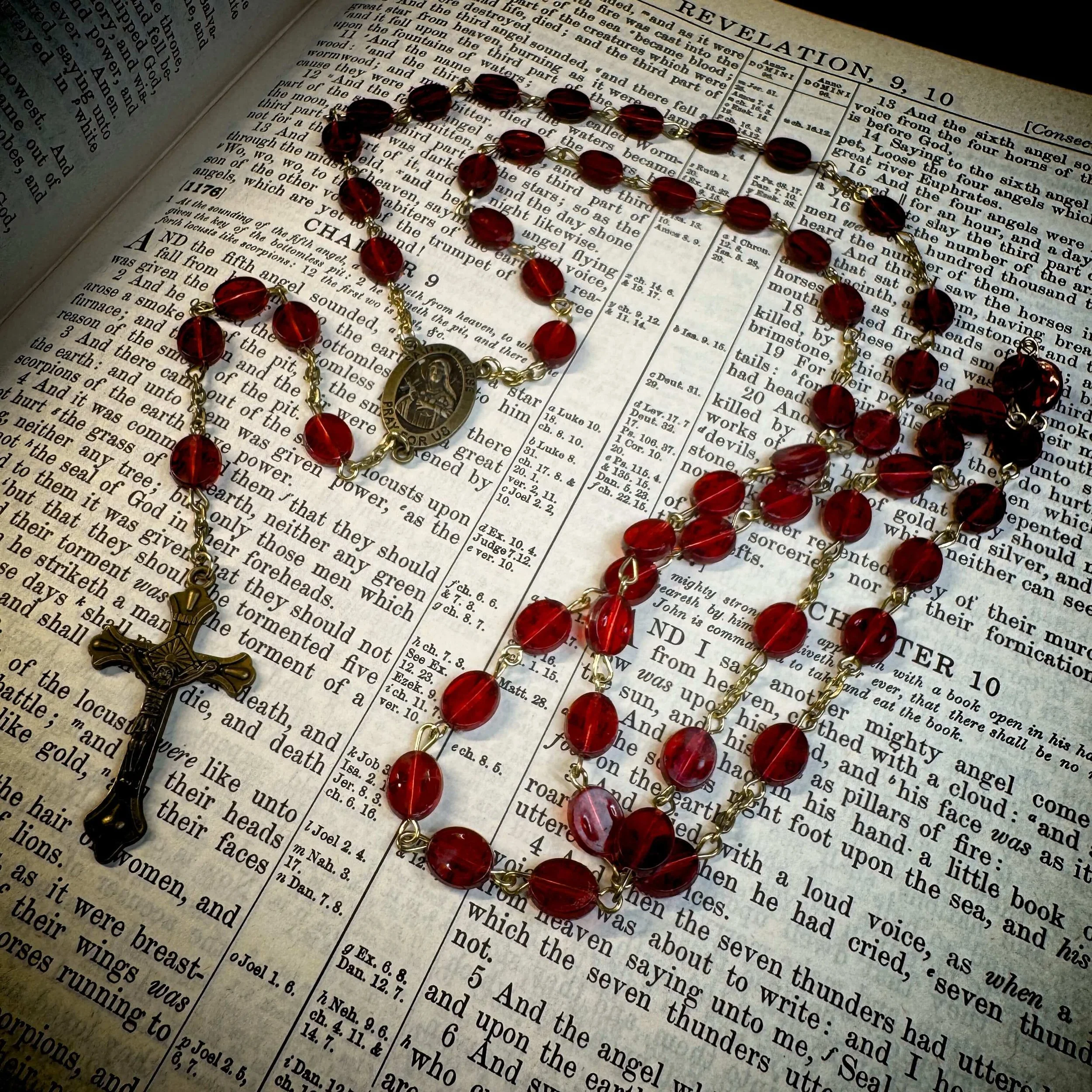 Red Rosary Vintage 8.jpg