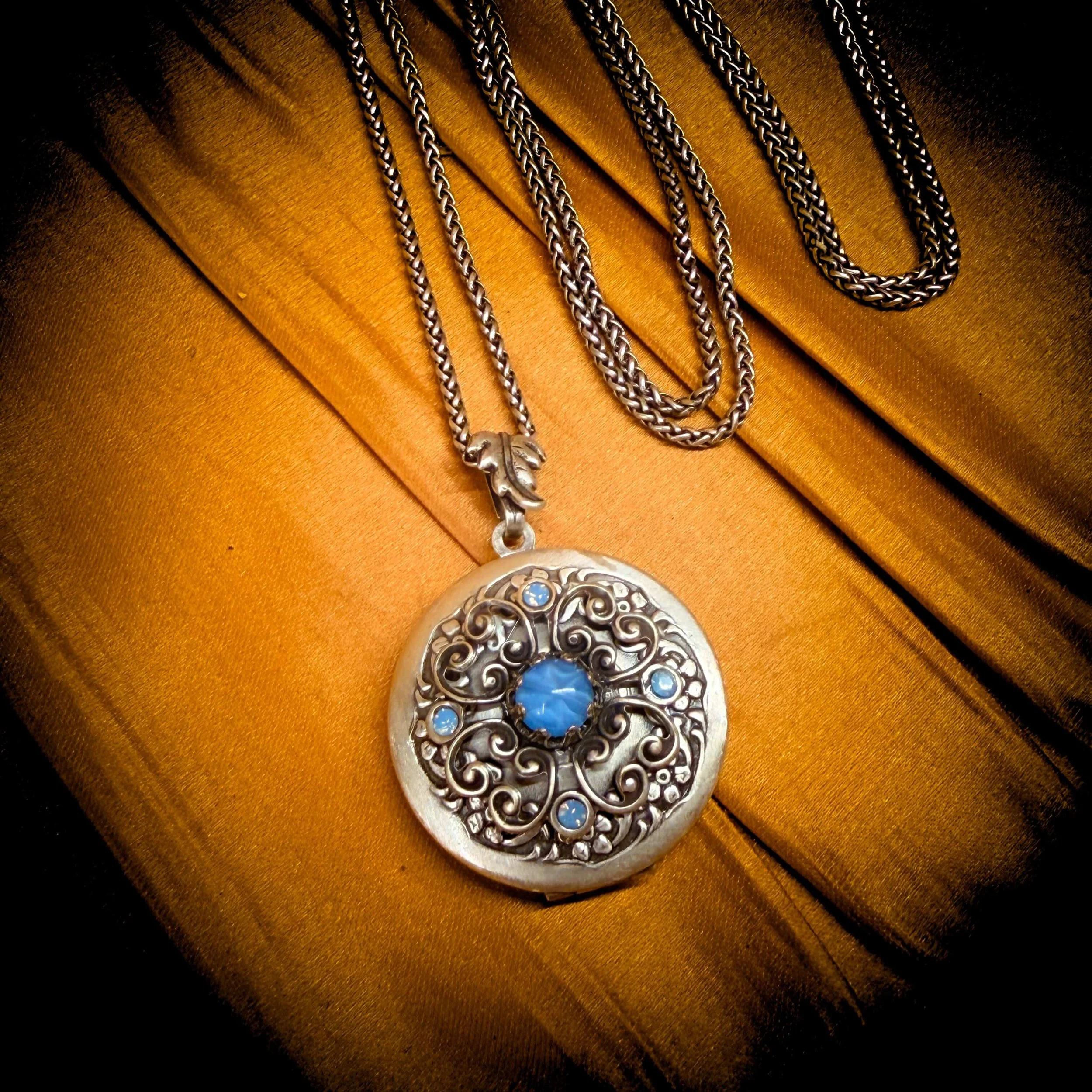 Star Sapphire Glass Locket for Wishes & Intuition 4.jpg