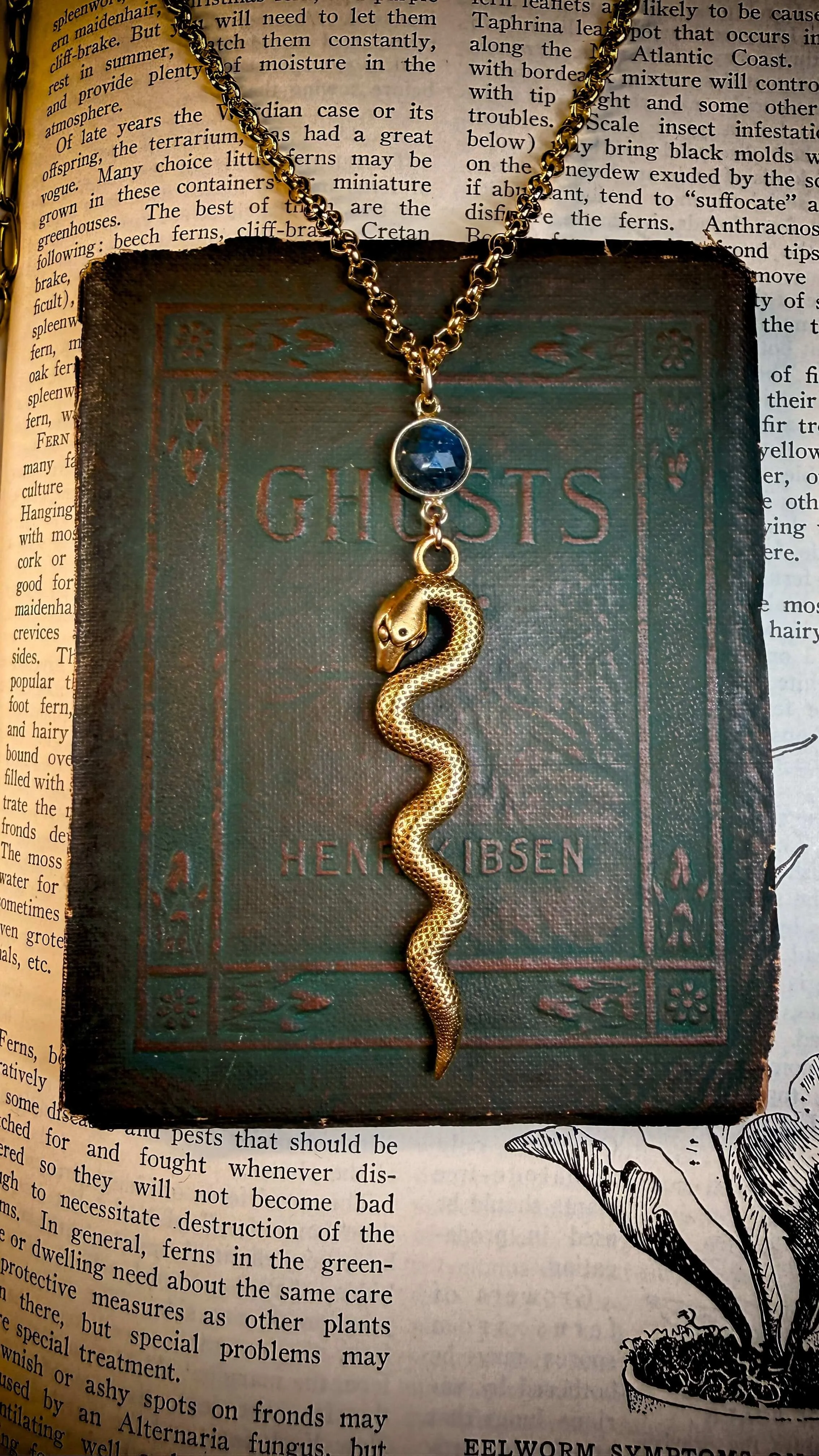 Gold Snake Necklace 9.jpg