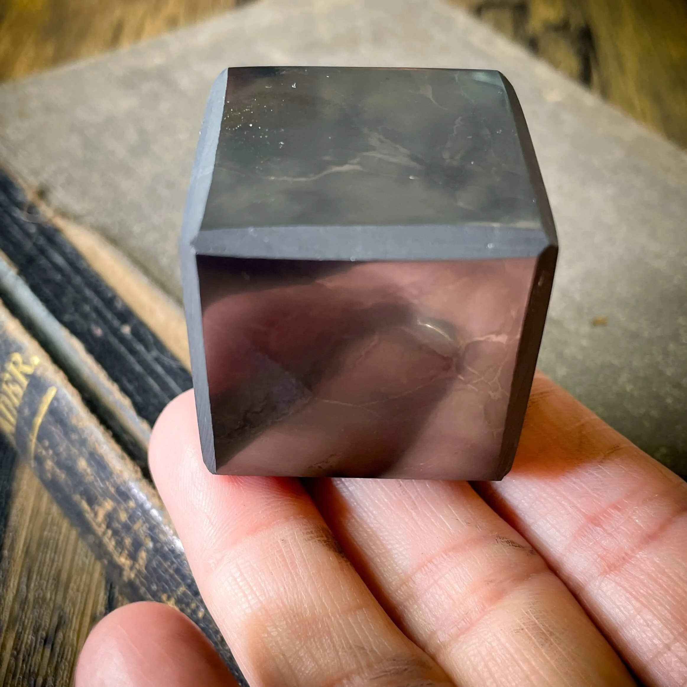 Shungite Cube 2(1).jpg