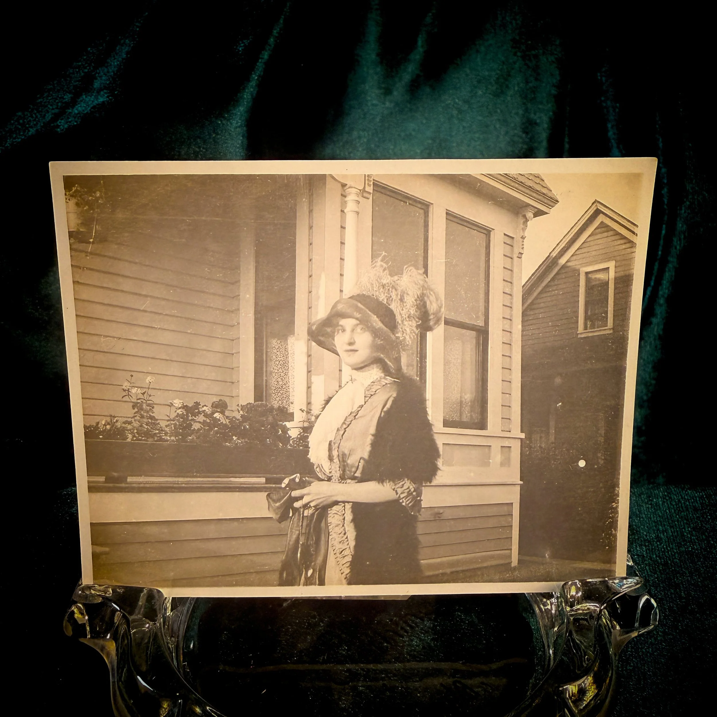 Snapshot Victorian Lady  -2.jpg