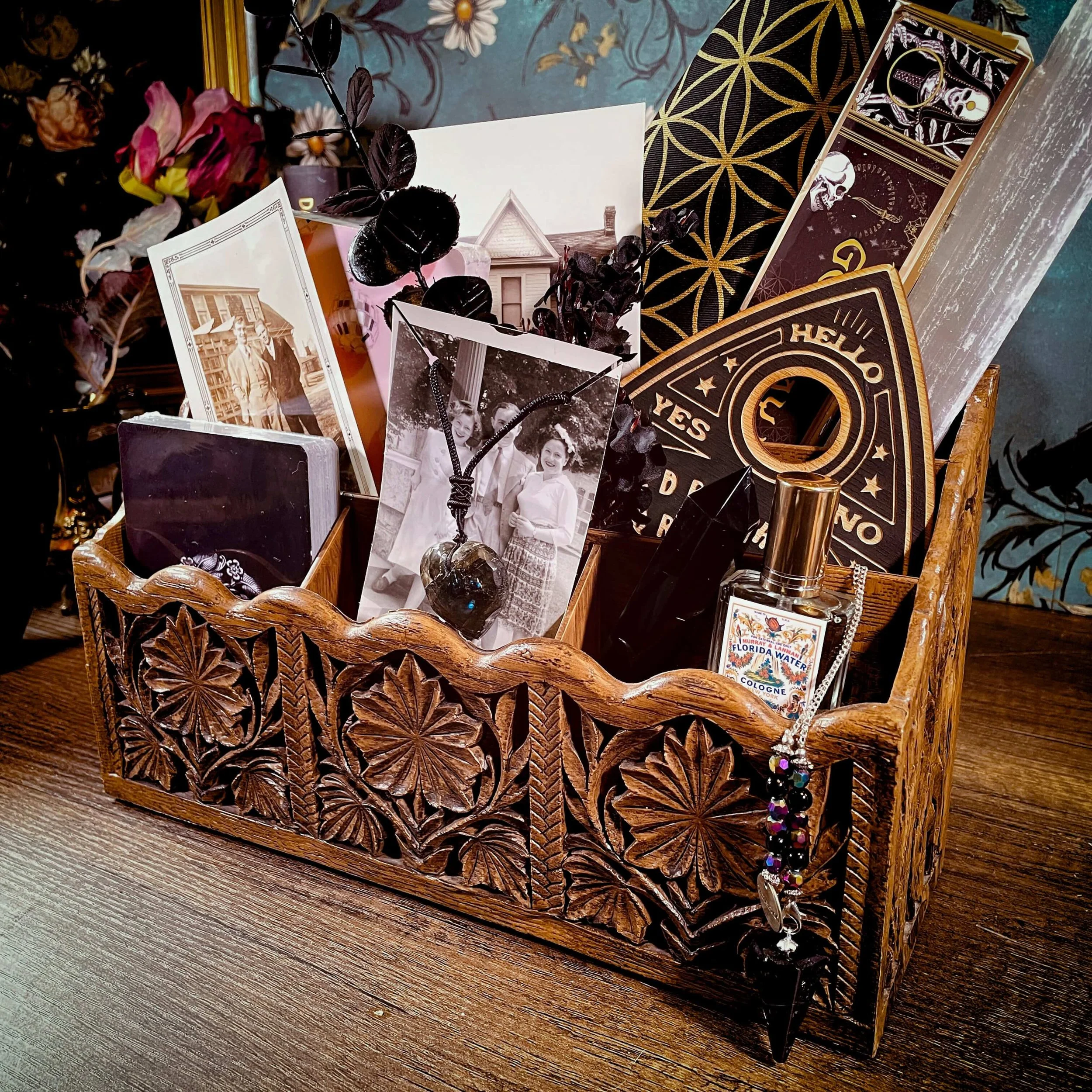 vintage-psychic-reading-setup 1.jpg