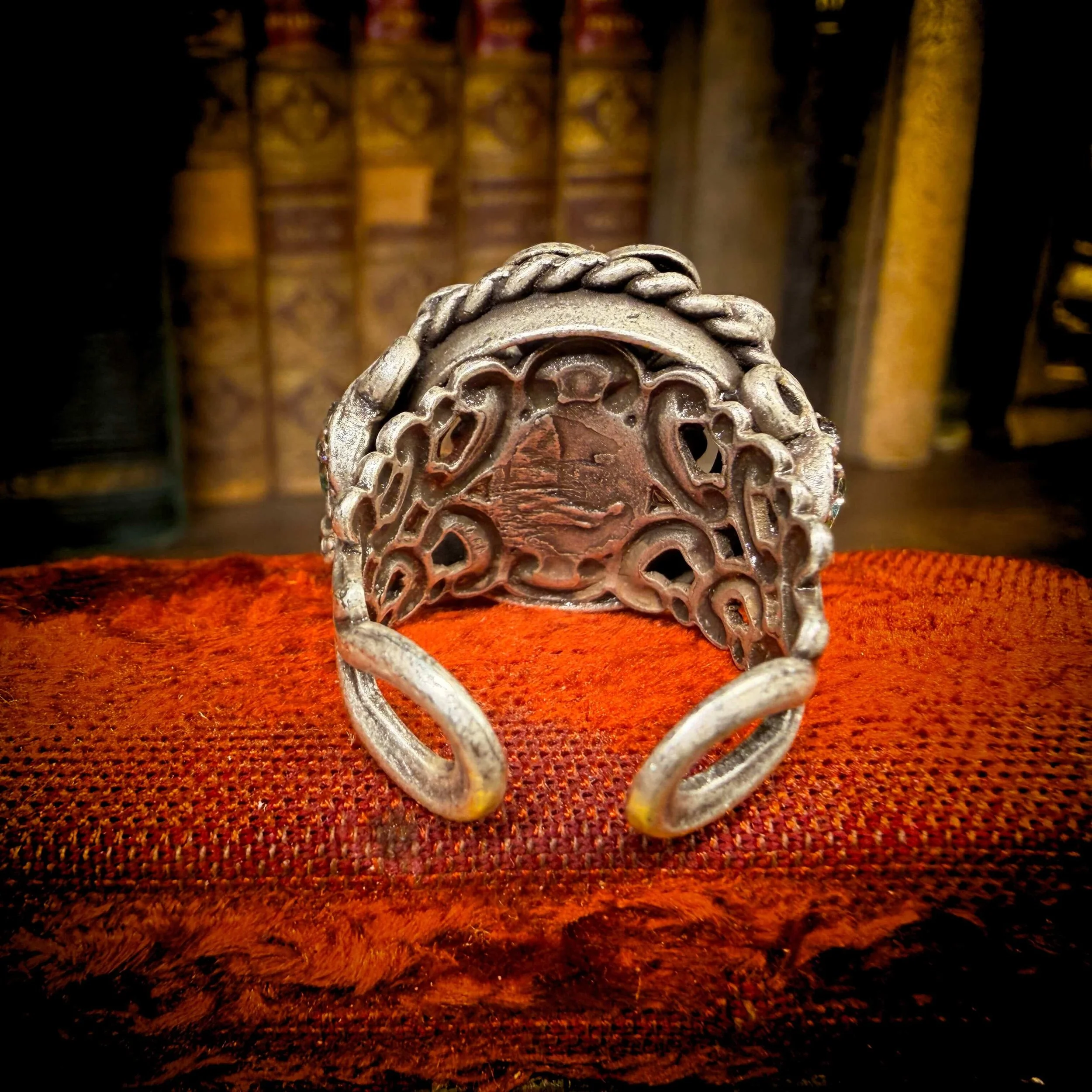 Pointe Flower Ring 5.jpg