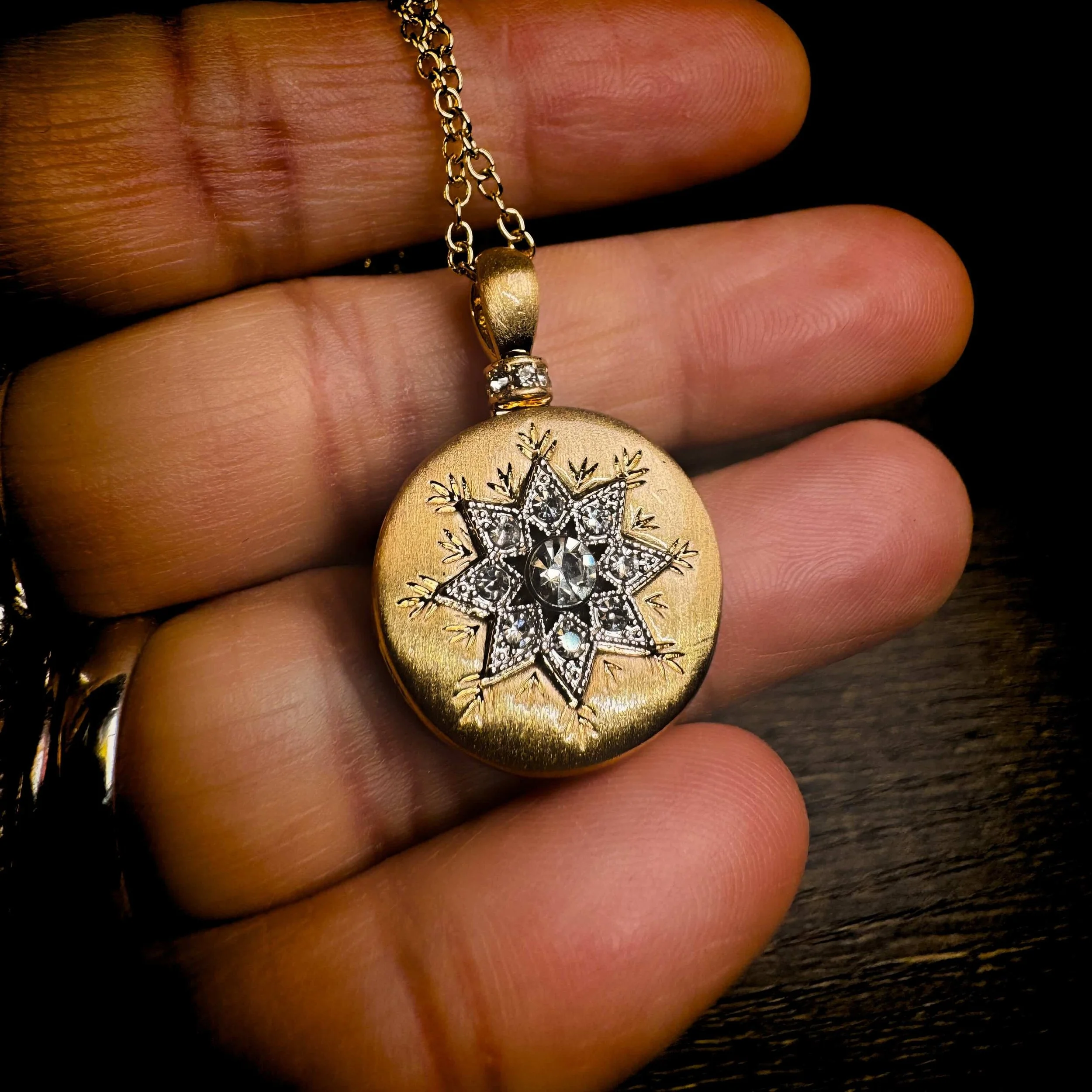 Star Snowflake Locket 3.jpg