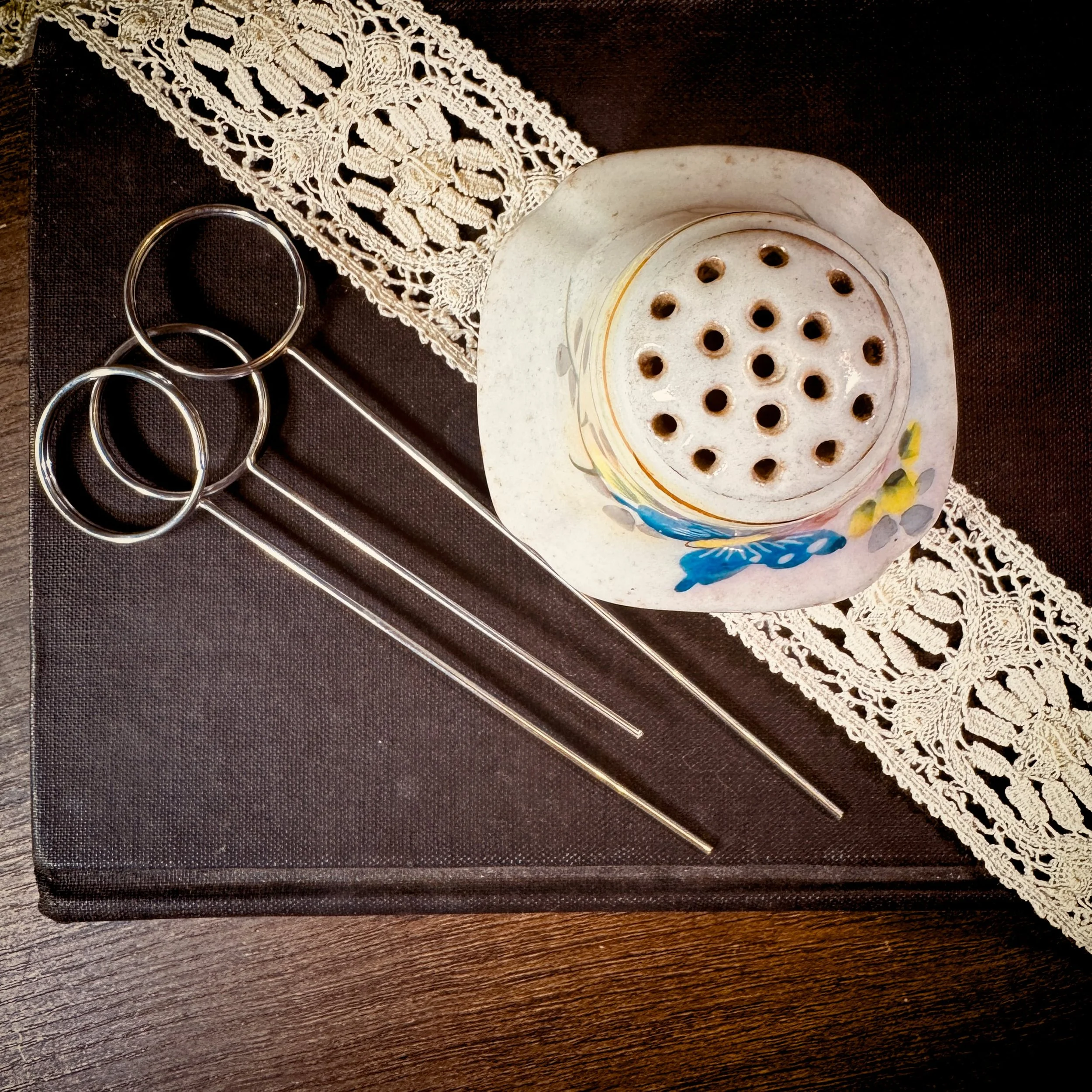 Oracle Card Shaker Holder 9.jpg
