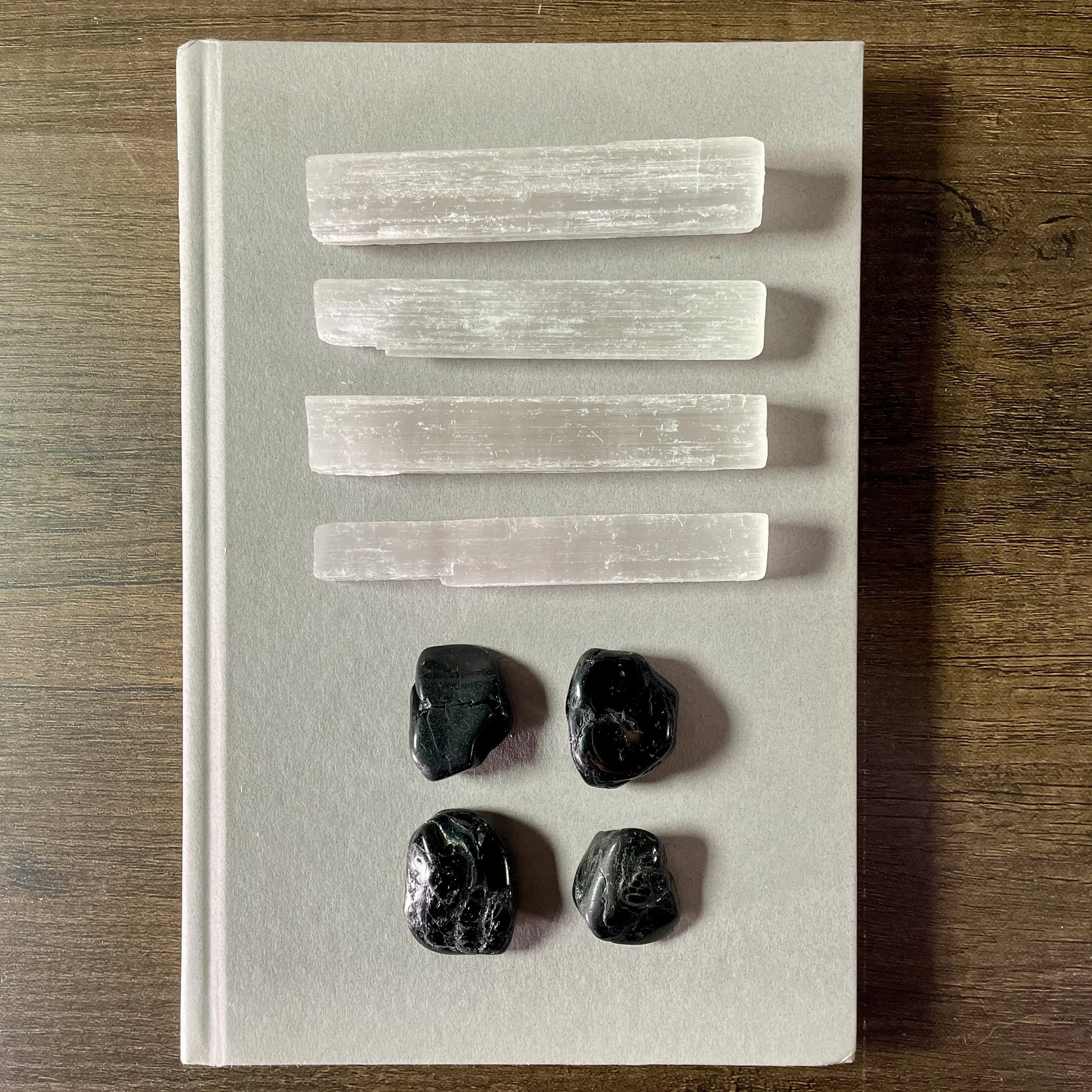 House Protection Crystal Set 2.jpg