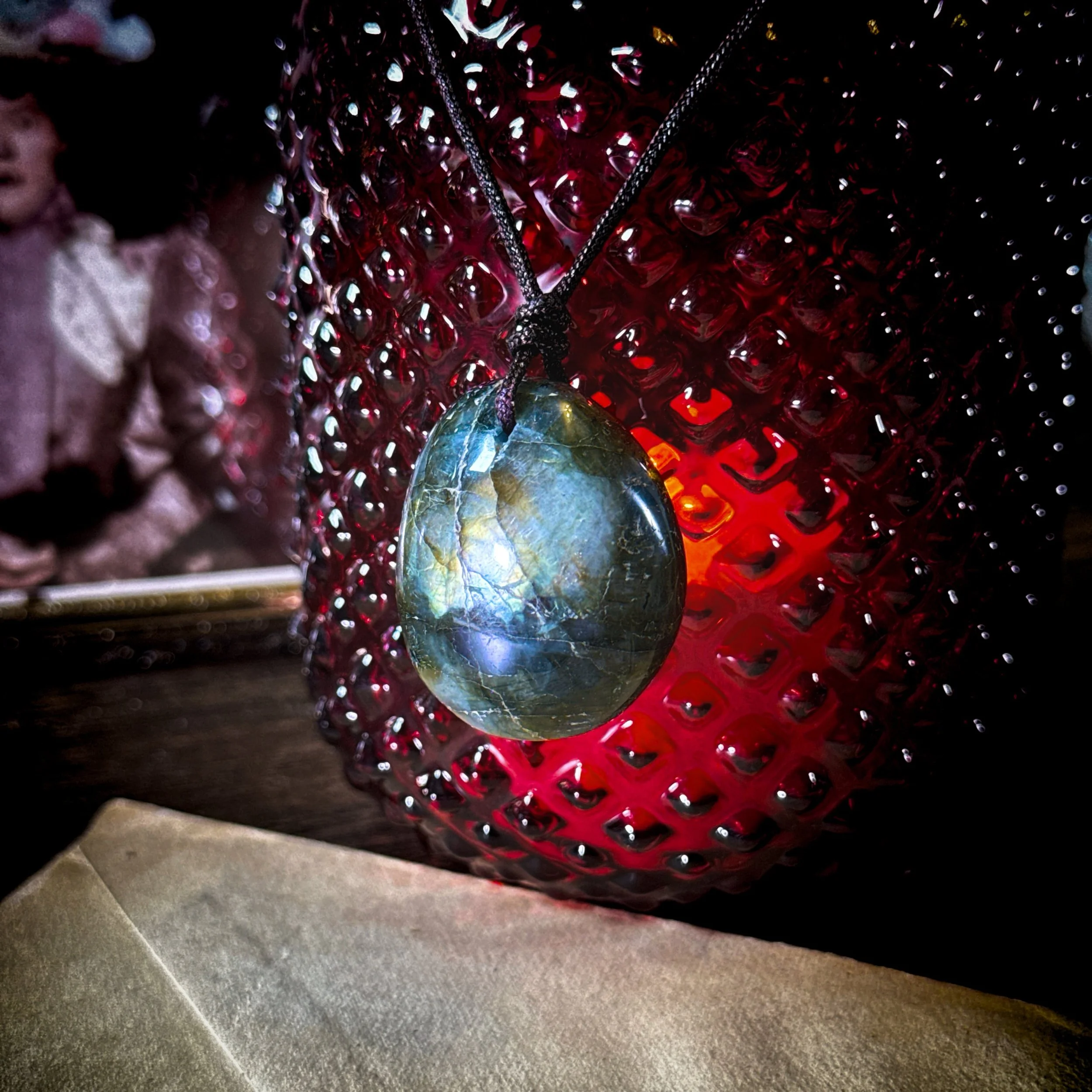 Labradorite Top Drill Necklace 4.jpg