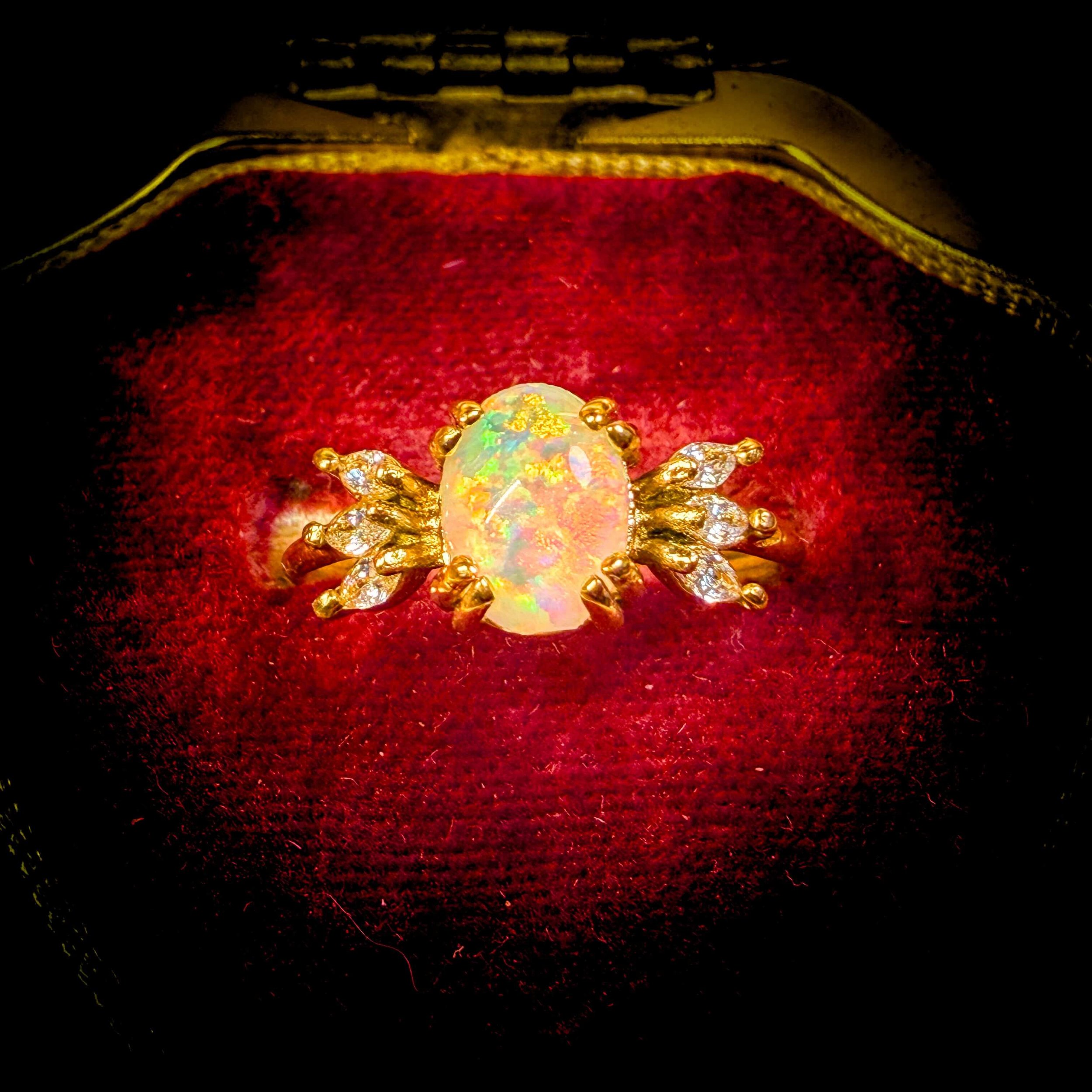 Lucky Opal Cubic Zirconia 18K Golden S.Steel Ring 7.jpg