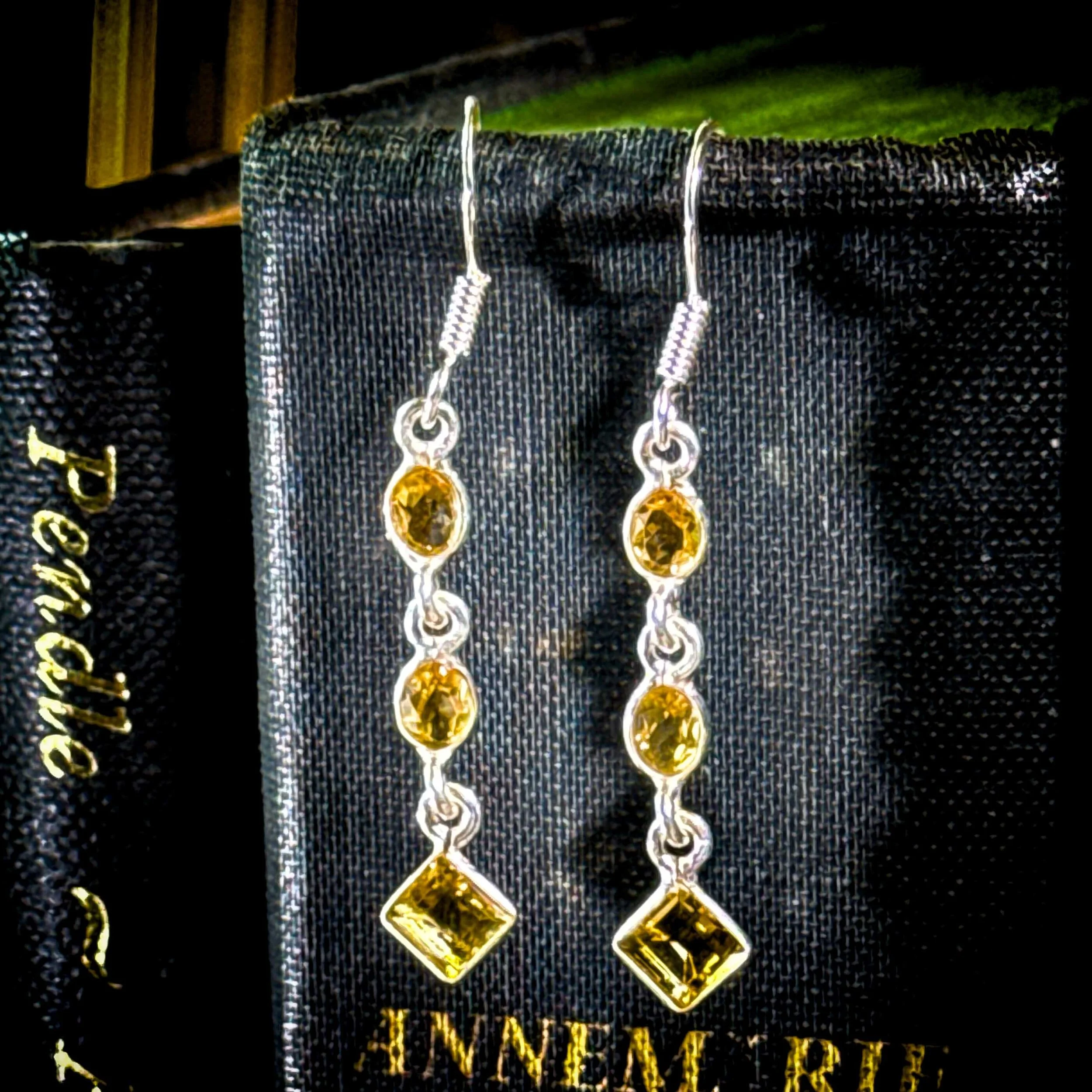 Citrine Earrings – For Visibility & Creative Momentum