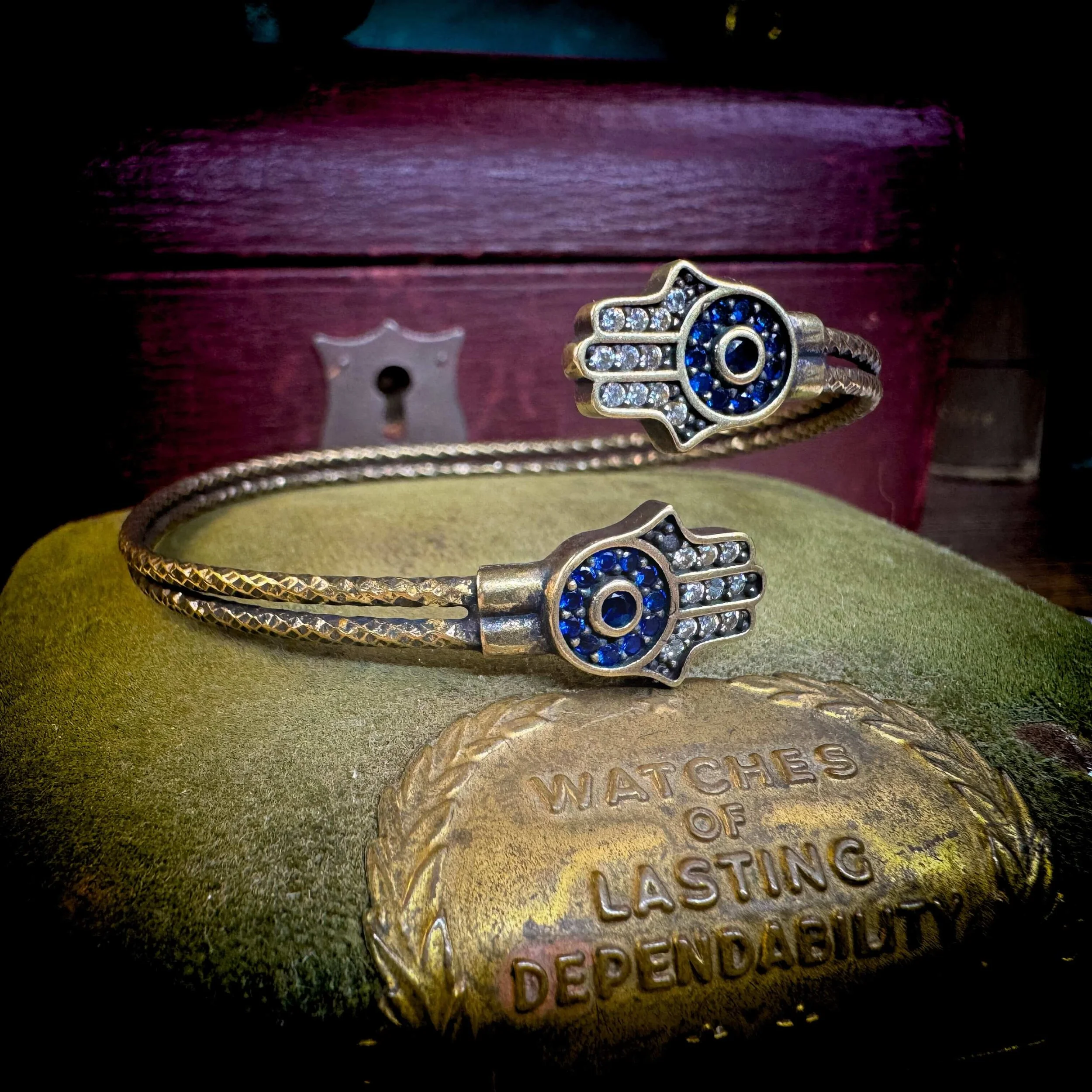 Hamsa Cuff 3(1).jpg