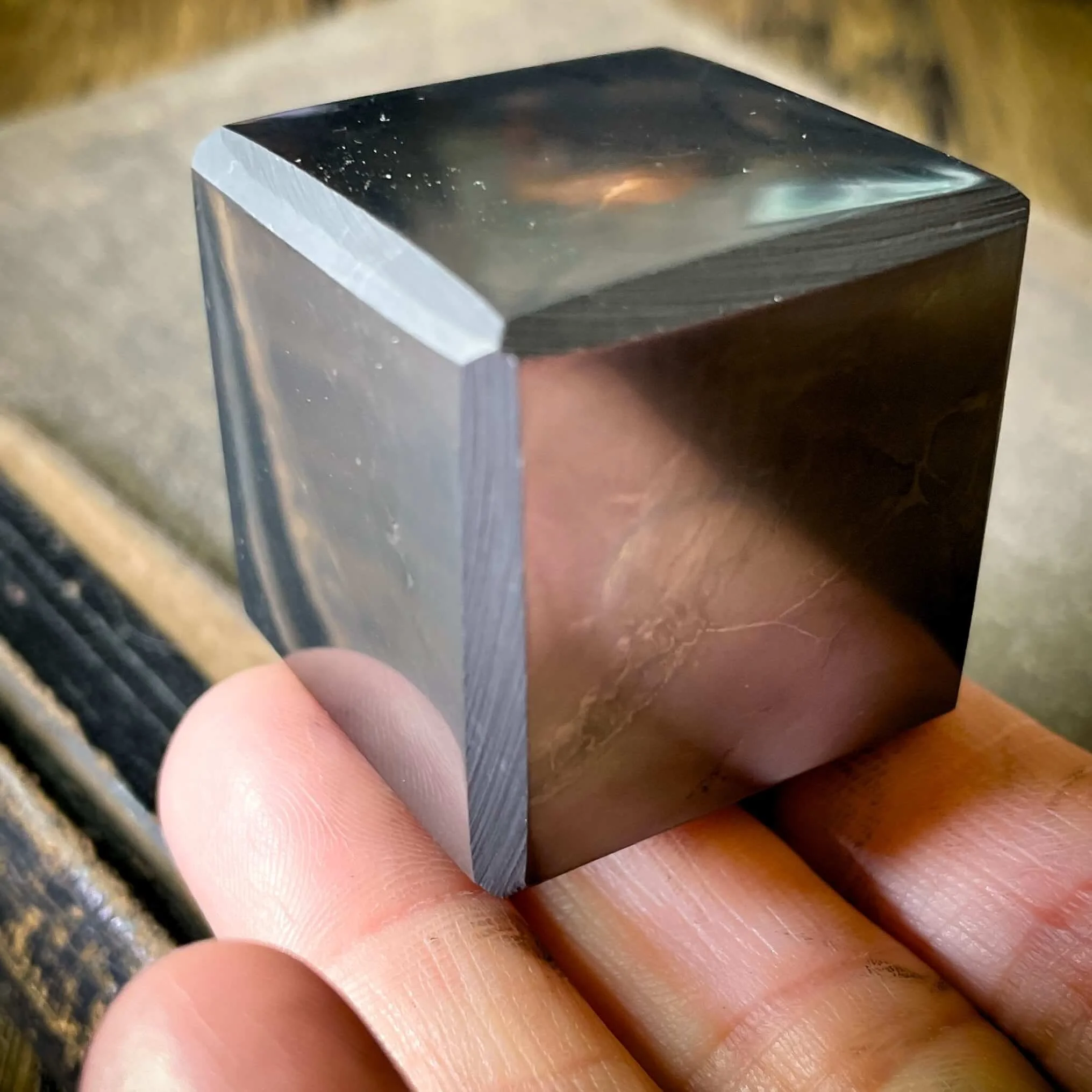 Shungite Cube 1(1).jpg
