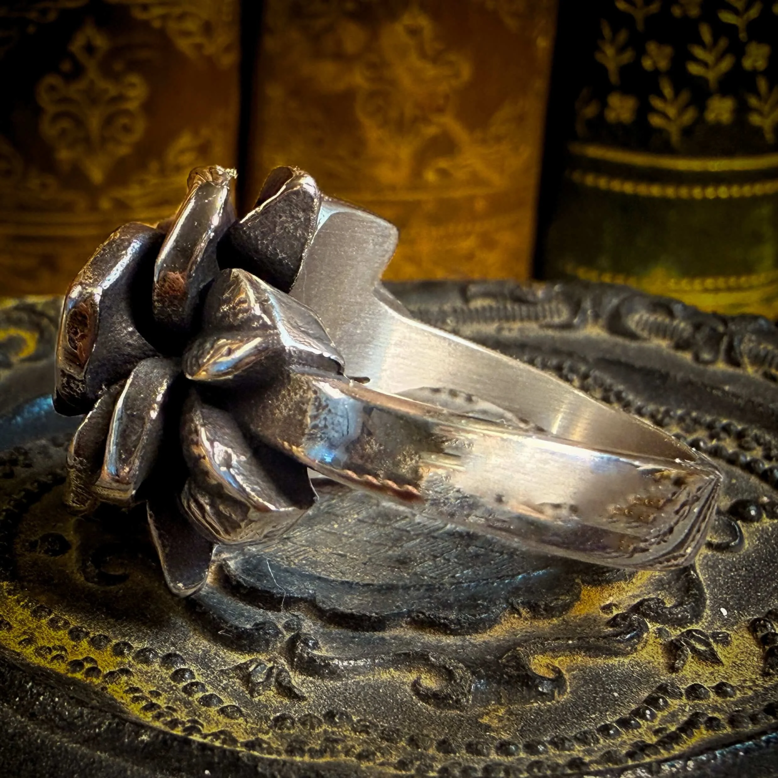SS Rose Ring - 2.jpg