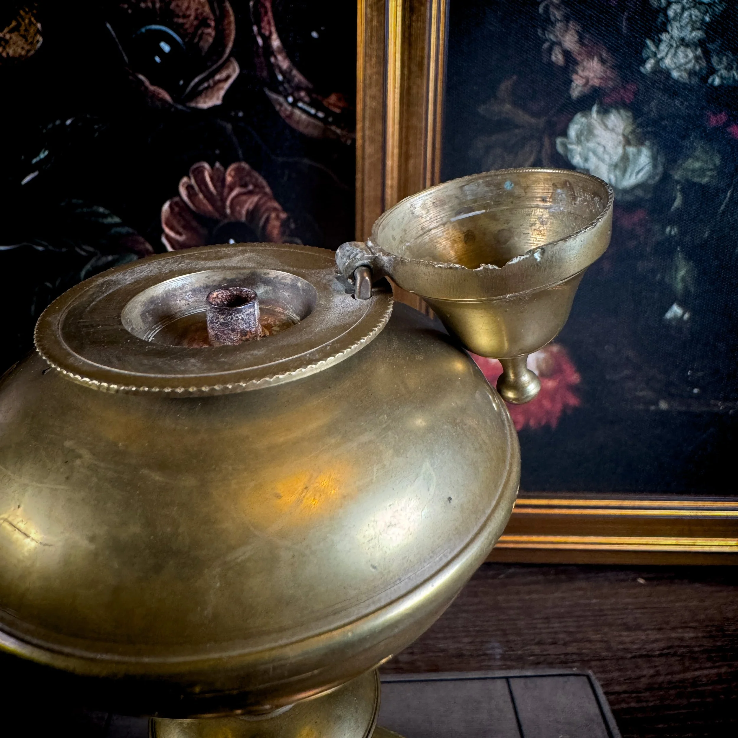 Vintage Brass Oil Lamp 8.jpg